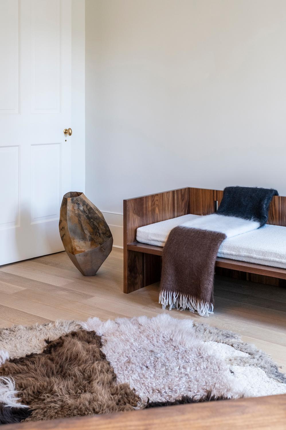Unique GB201 Walnut Daybed Sculpted by Gregory Beson 5