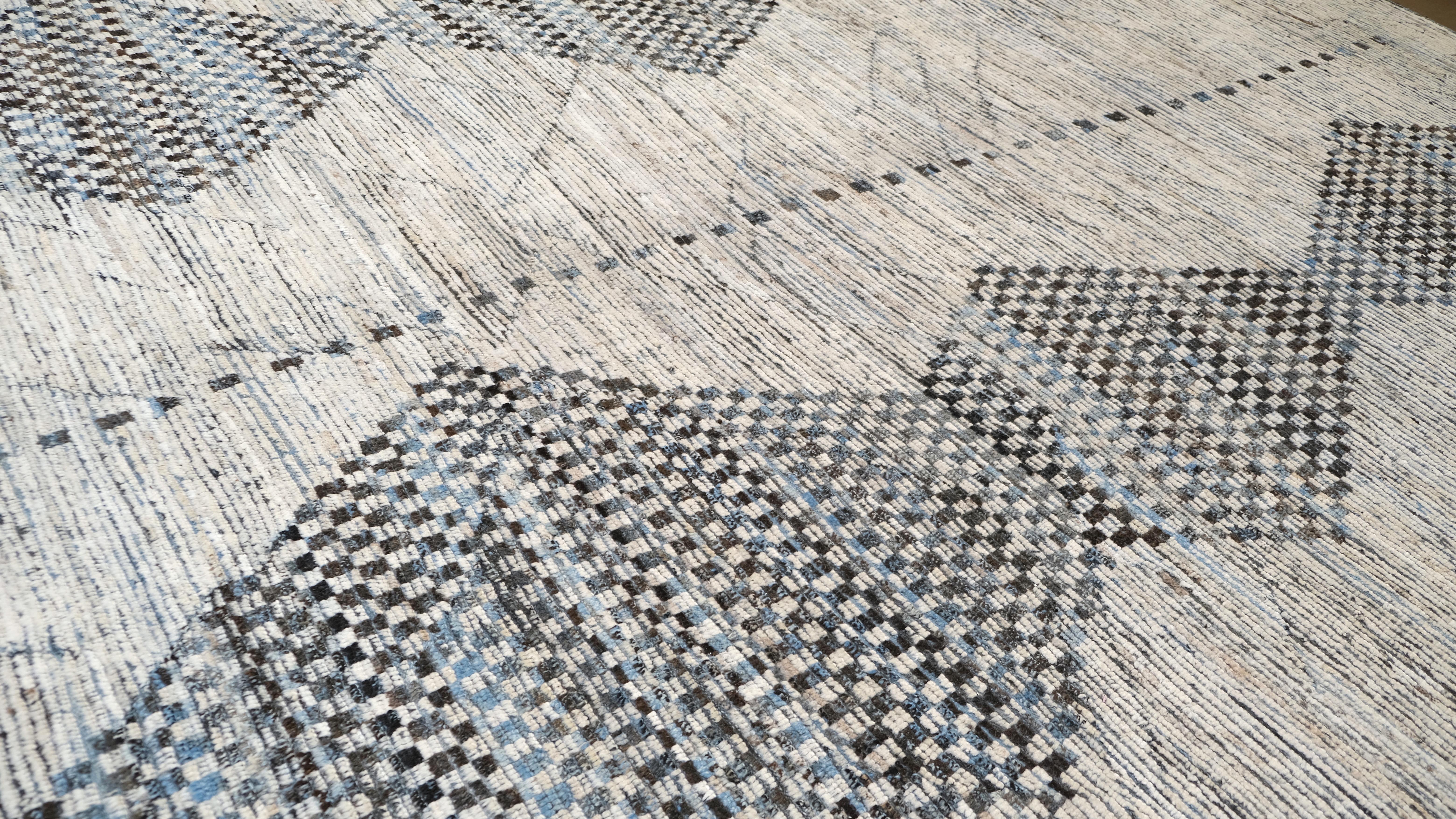 Einzigartiger geometrischer Diamant gemusterter Wollteppich 10'5''x14' (Afghanisch) im Angebot