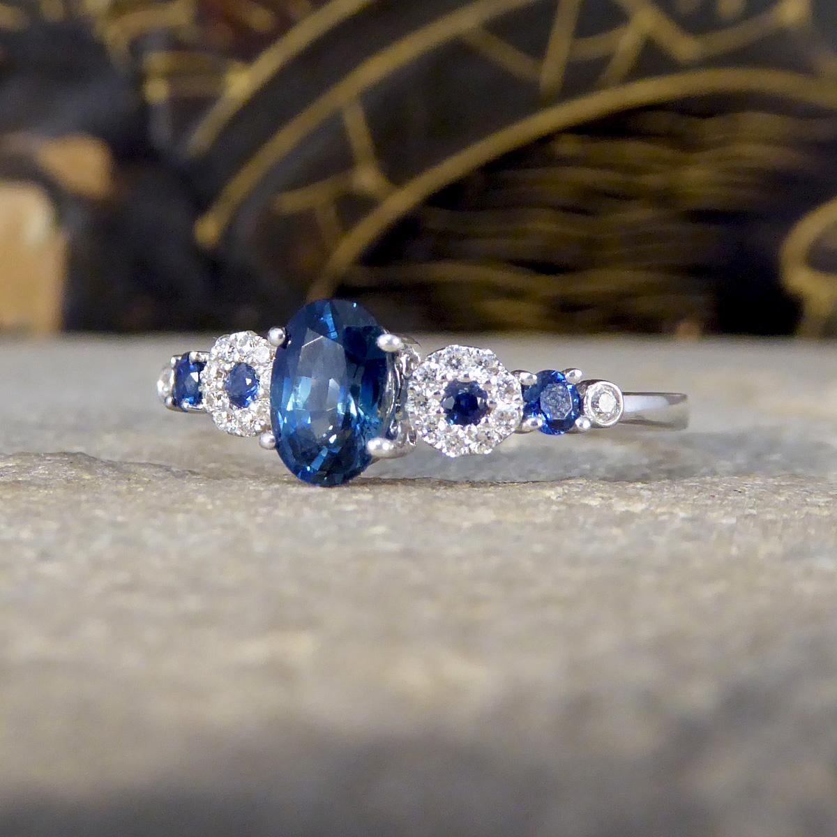 Unique Geometric Sapphire and Diamond Ring in 18ct White Gold In New Condition For Sale In Yorkshire, West Yorkshire