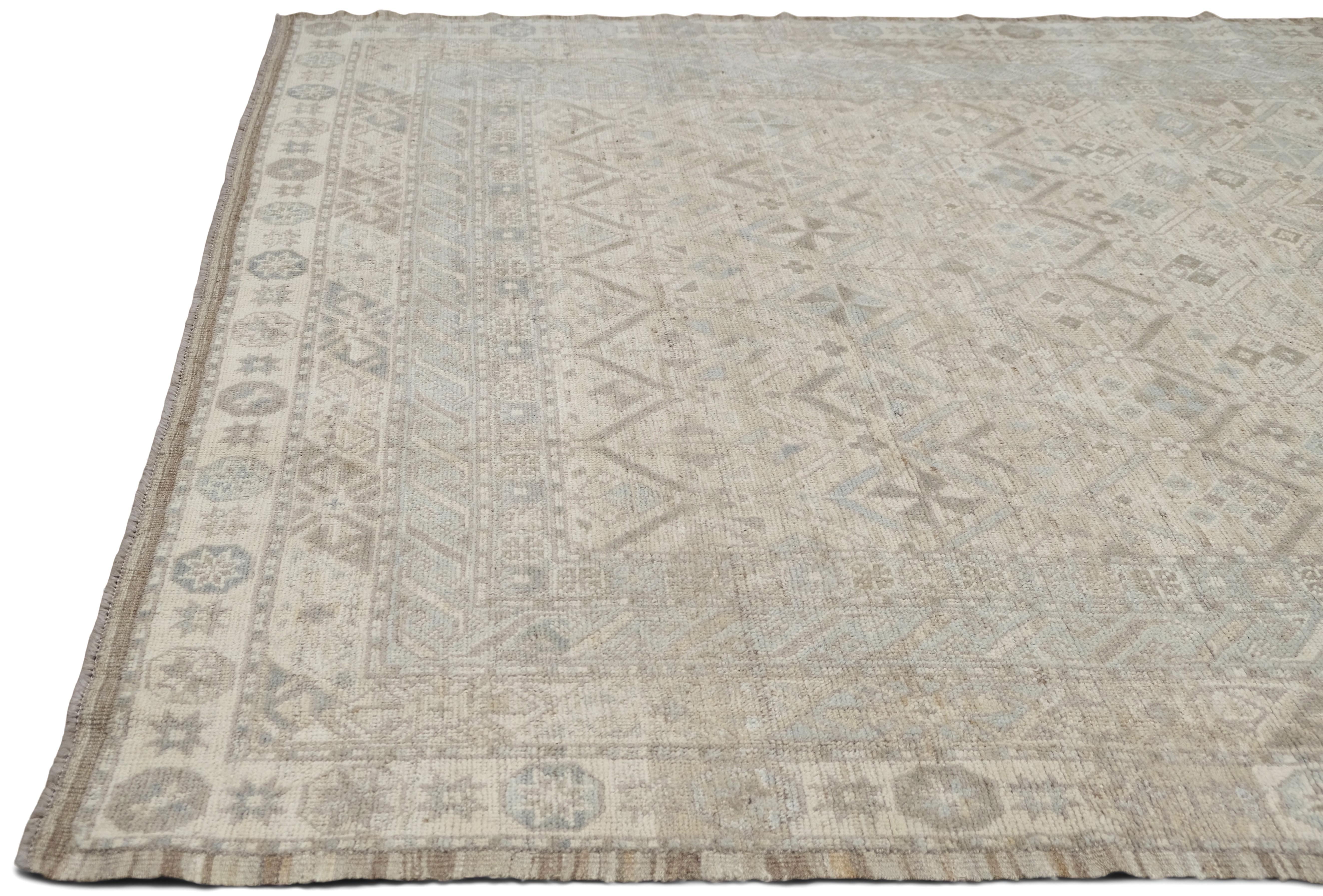 Einzigartiger geomteric Oushak-Wollteppich 8'2''x10'4'' (Pakistanisch) im Angebot