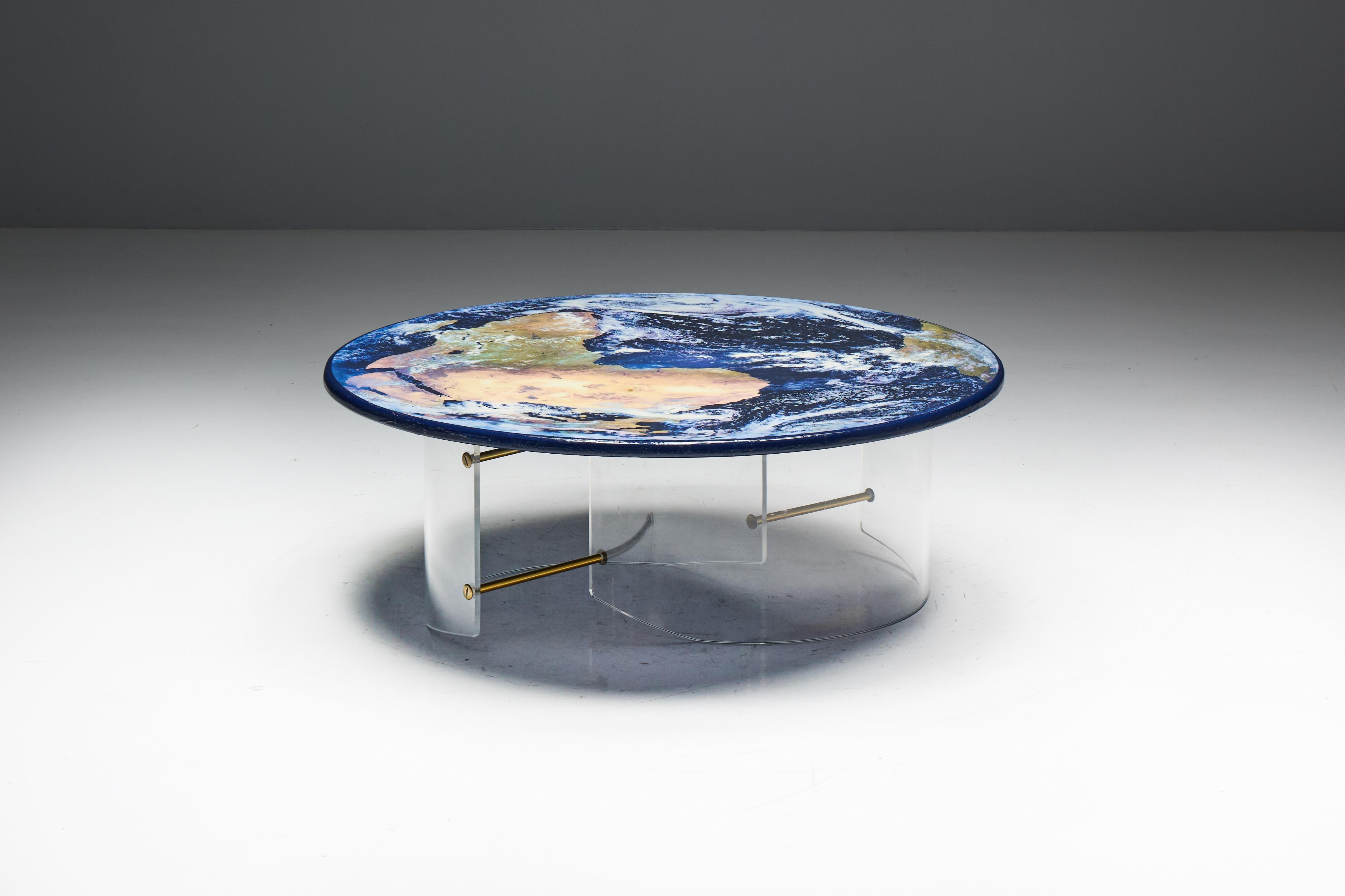 Unique Globe Coffee Table with Plexi Base, 1990s For Sale 7