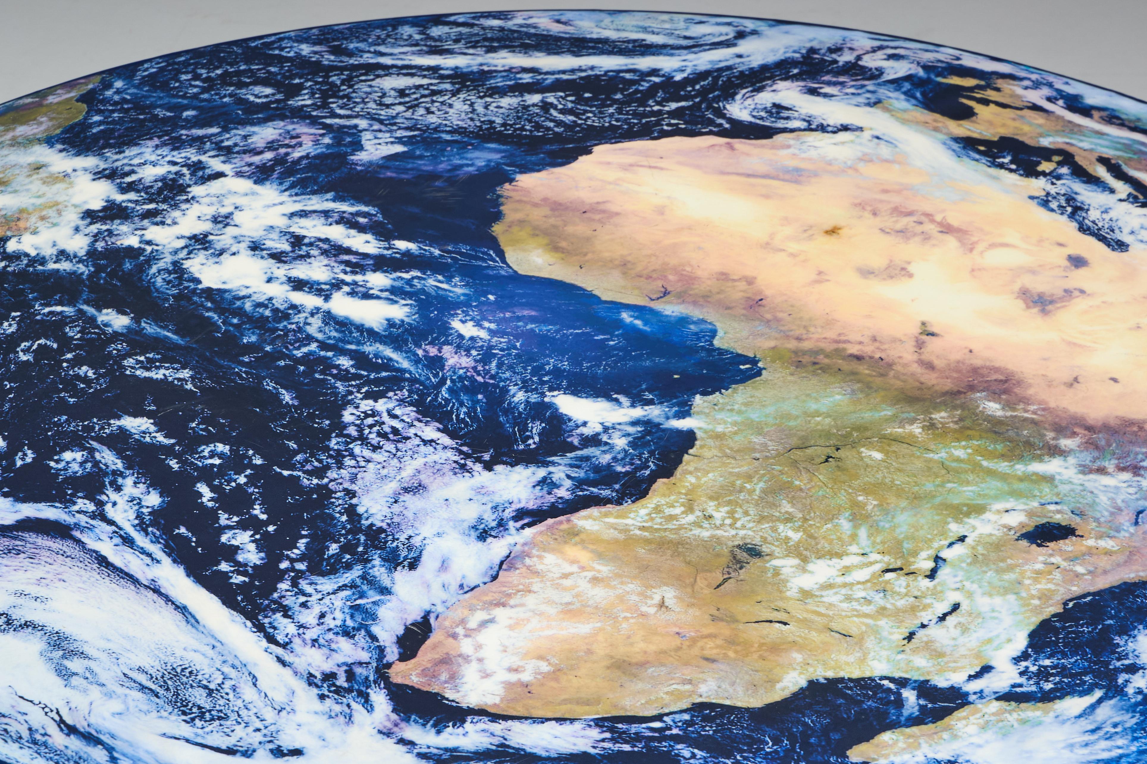 European Unique Globe Coffee Table with Plexi Base, 1990s For Sale