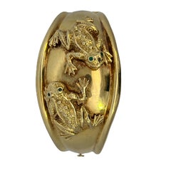 Unique Gold and Emerald Frog Motif Bracelet