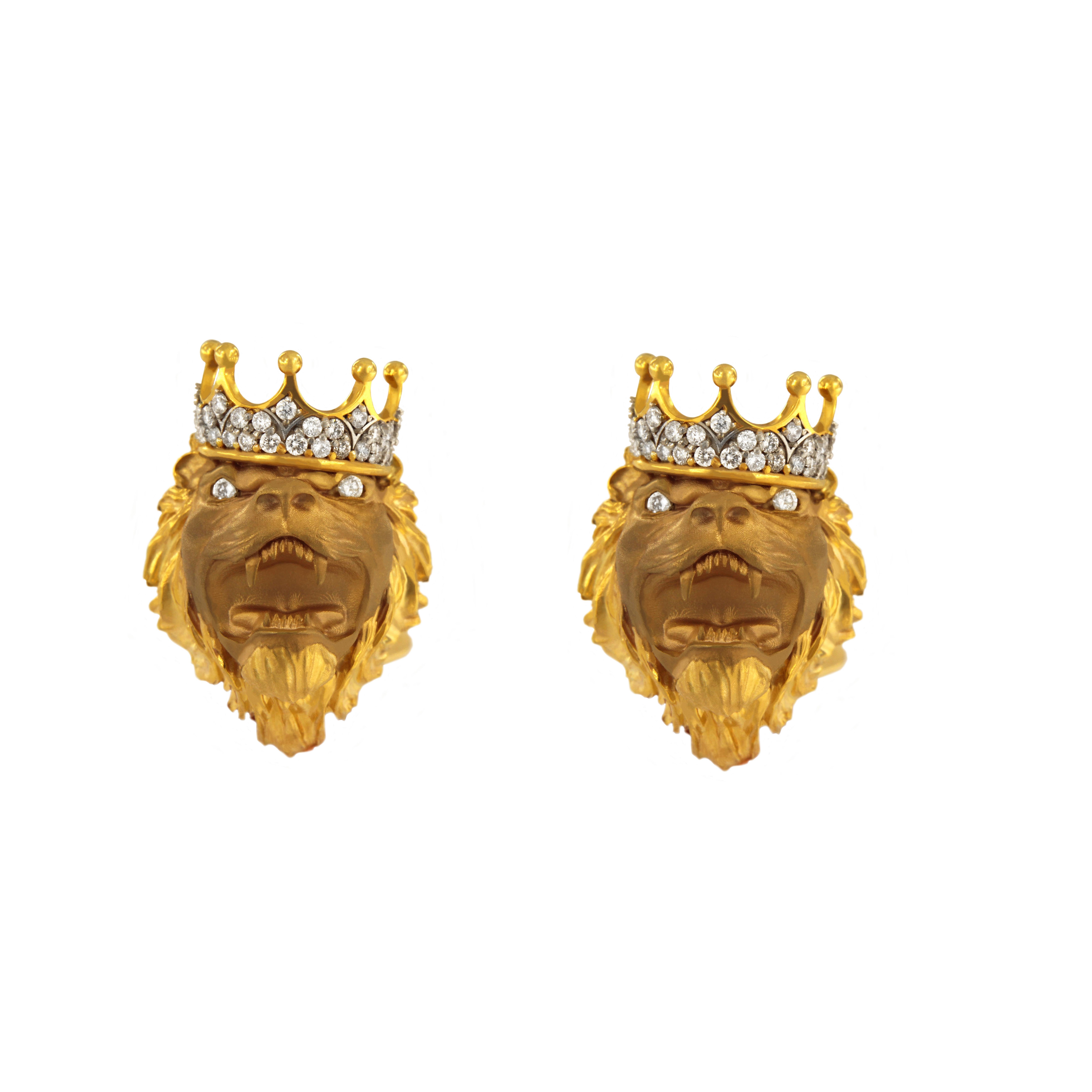 Unique Gold & Diamond Lion Cufflinks In New Condition For Sale In New York, NY