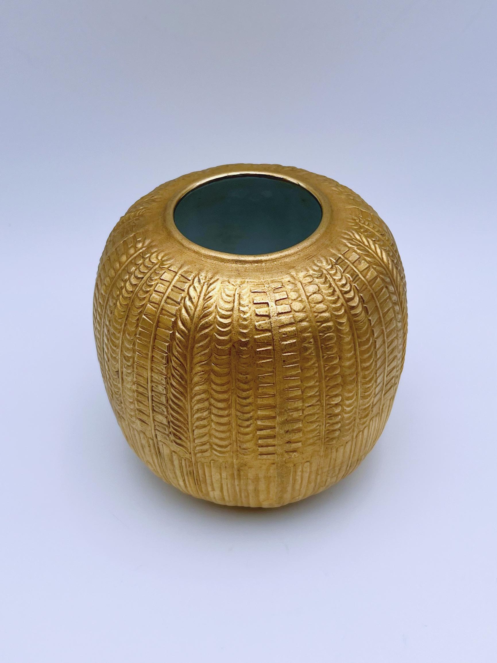 Hand-Painted Unique Gold Gilt Royal Porzellan KPM Germany Vase