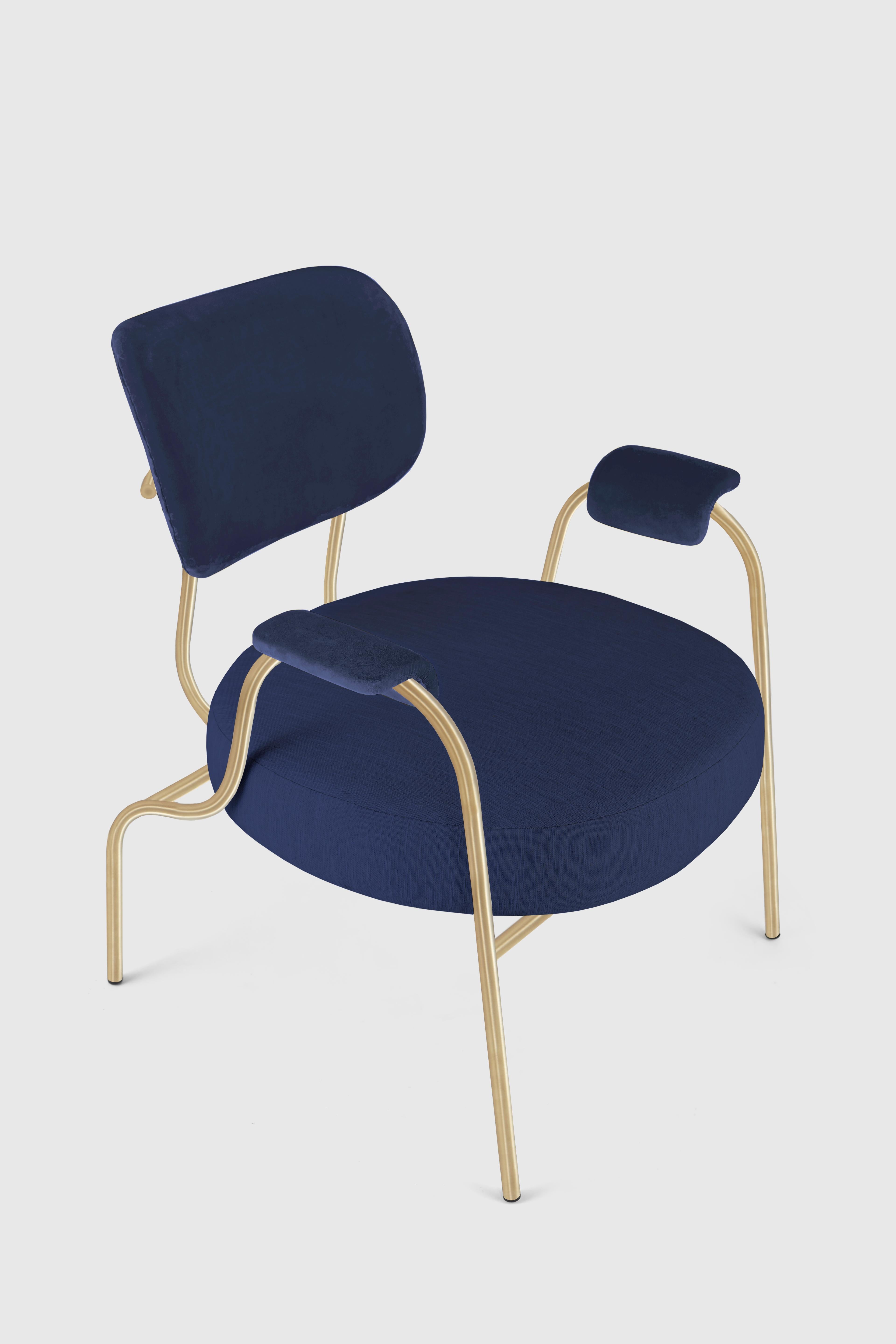 Unique nami chair by Hatsu.
Dimensions: D 50 x W 57 x H 65 cm.
Materials: uphostered seating on powder coated steel frame.

Hatsu is a design studio based in Mumbai that creates modern lighting that are unique and immediately recognisable. We