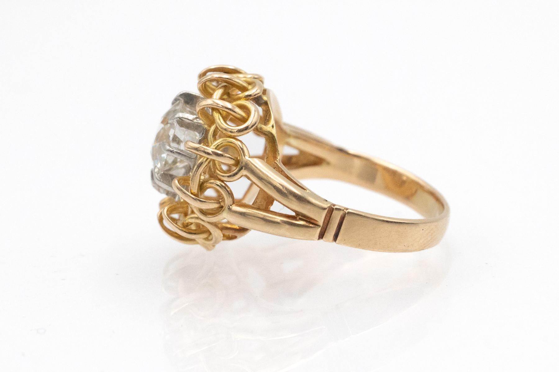 Bague unique en or ornée d'un diamant taille ancienne brillant de 1,32 carat Bon état - En vente à Chorzów, PL