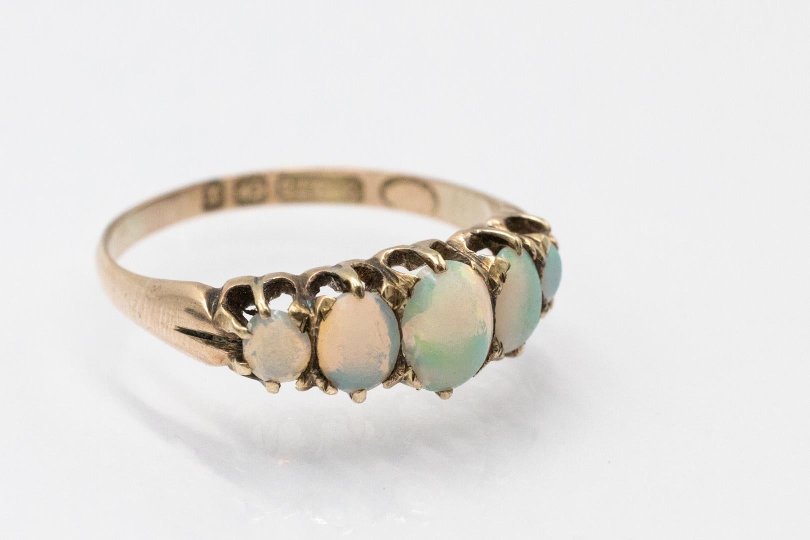 Oval Cut Unique gold ring with opals, Great Britain, 1897. For Sale