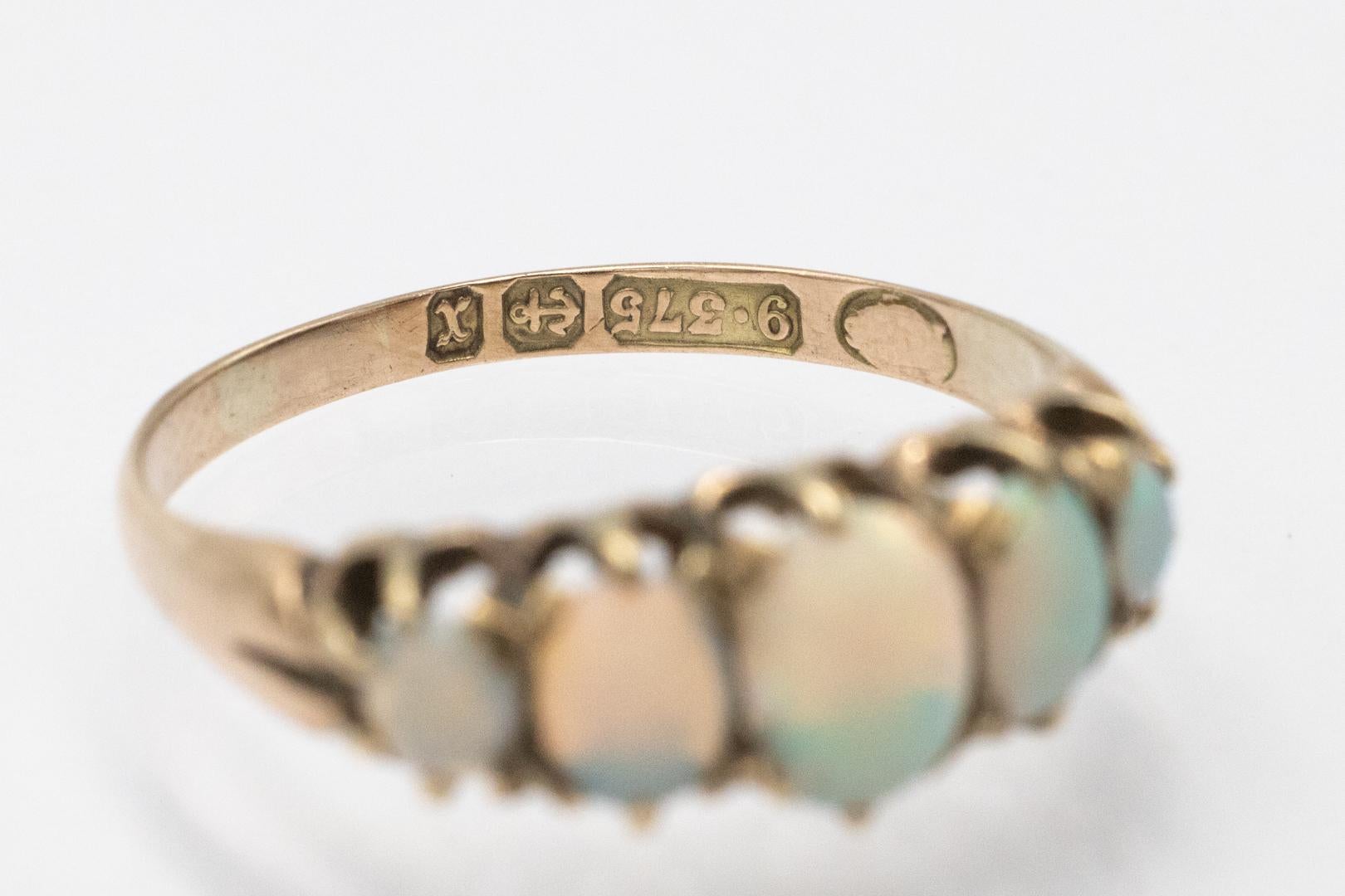 Unique gold ring with opals, Great Britain, 1897. In Good Condition For Sale In Chorzów, PL