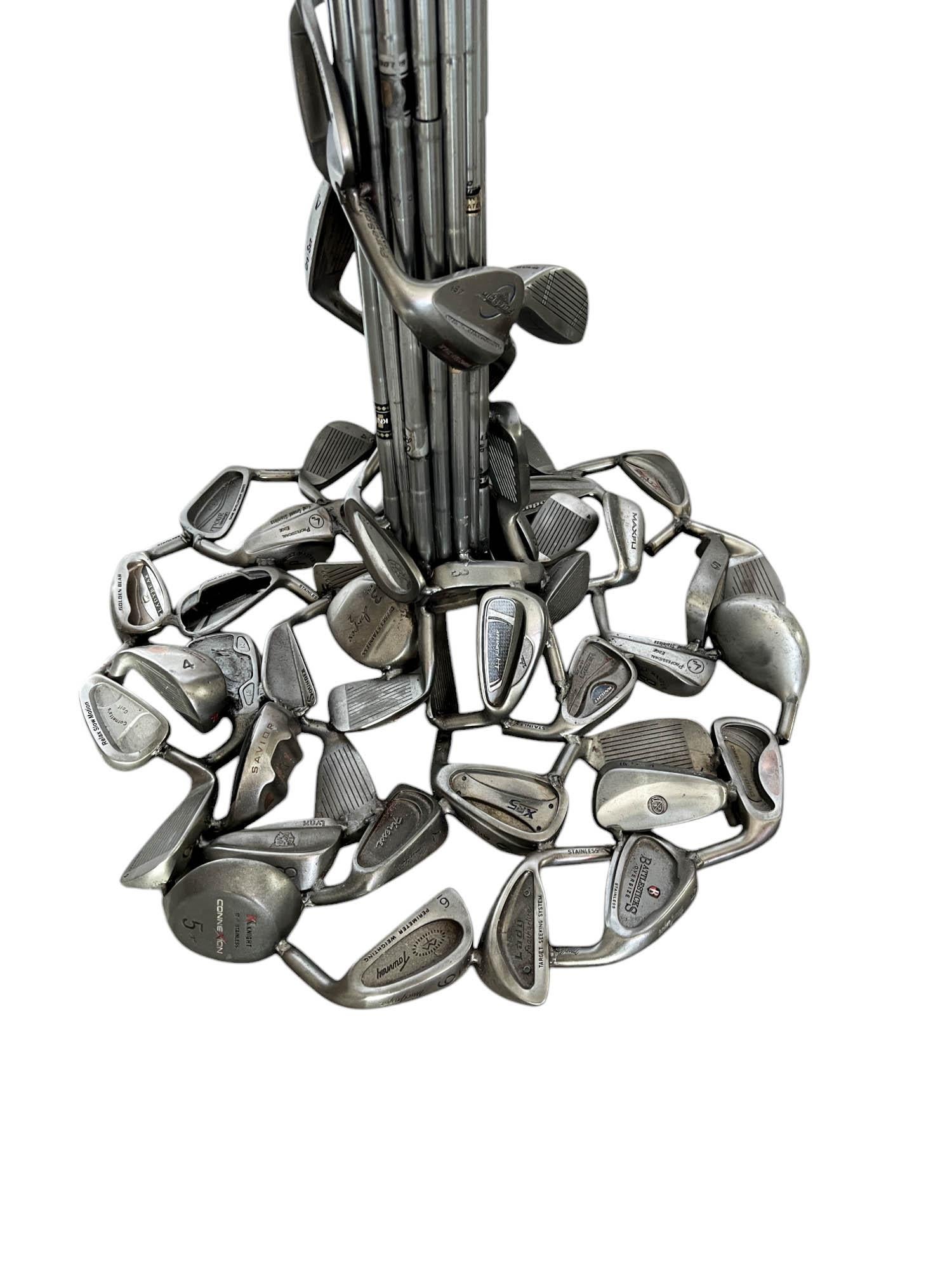 Escultura única de lámpara de pie con temática de golf en venta 7