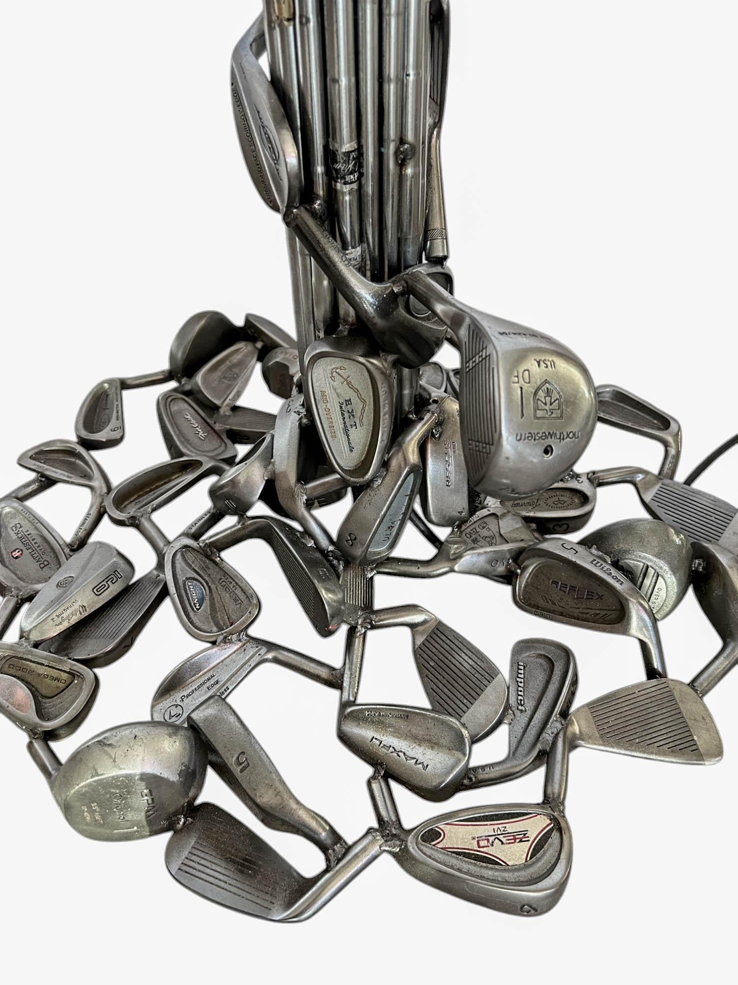 Escultura única de lámpara de pie con temática de golf en venta 9