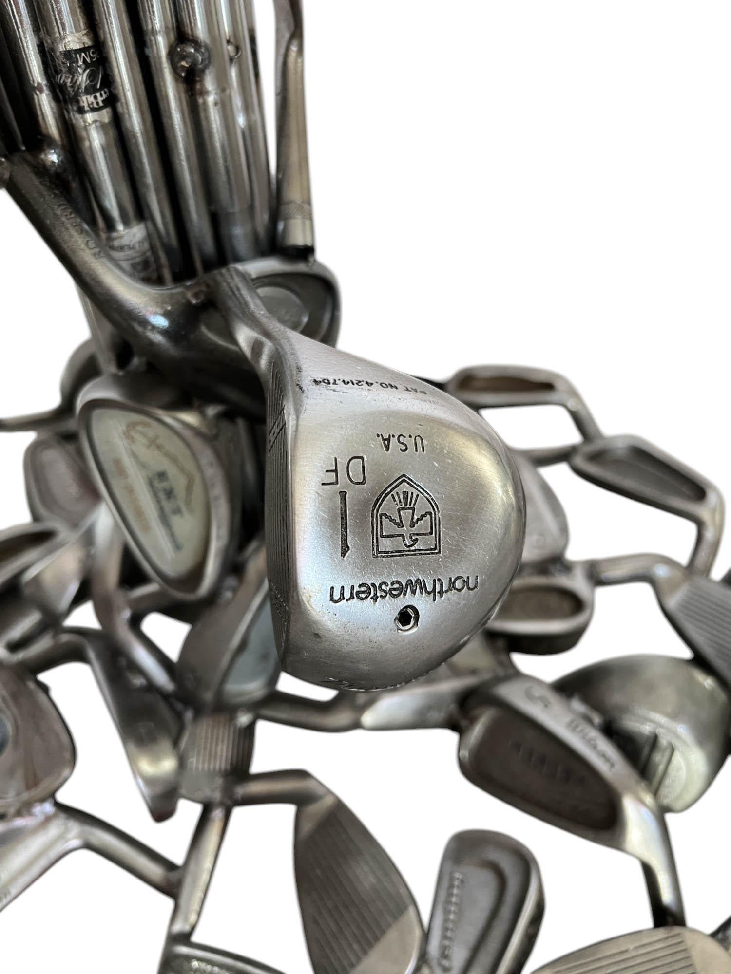 Escultura única de lámpara de pie con temática de golf en venta 10