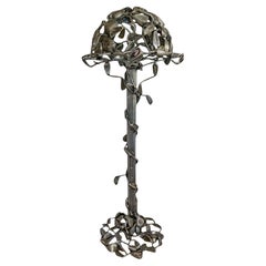 Unique Golf-Themed Floor Lamp Sculpture