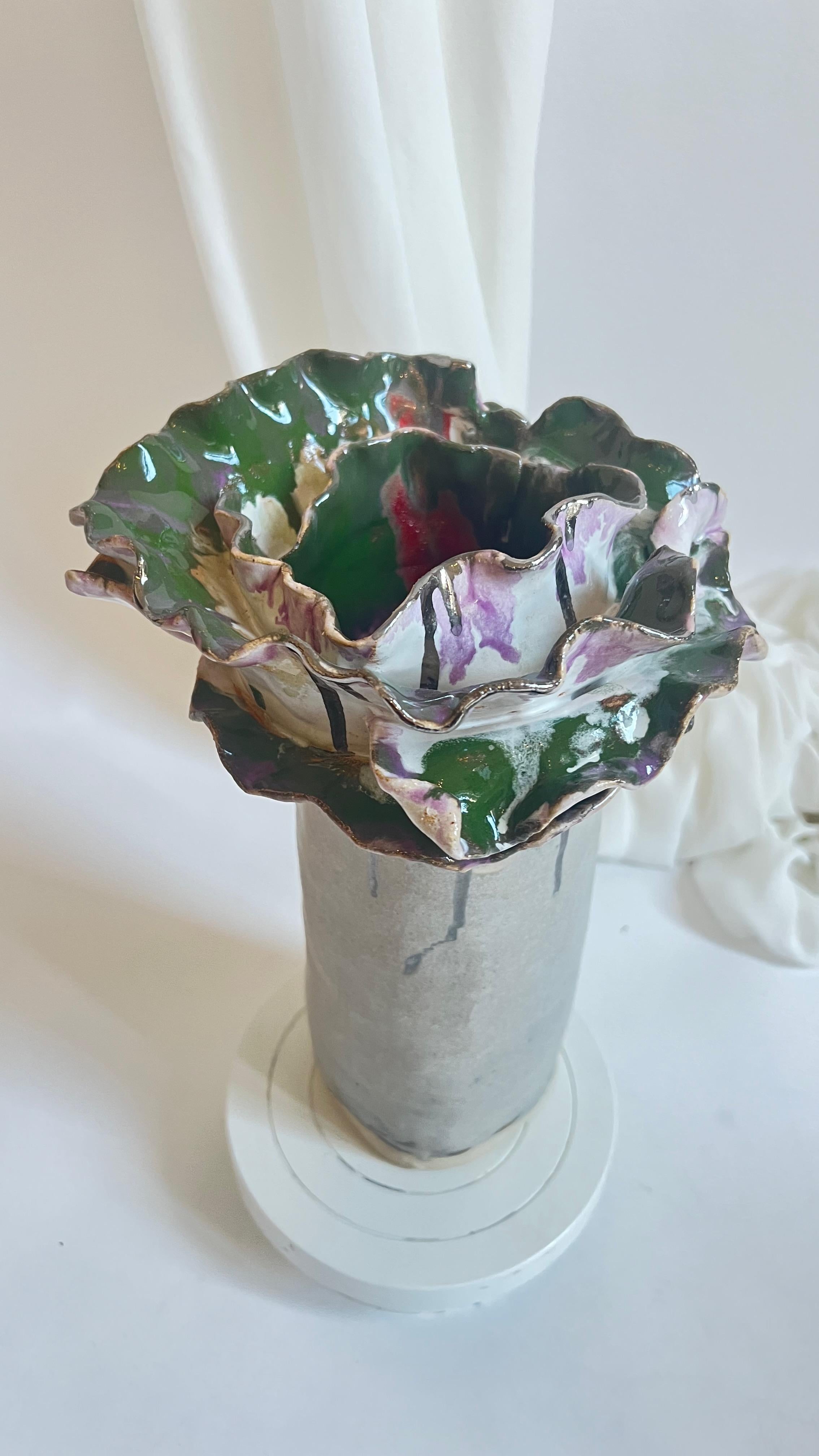 Einzigartige graue Olé DUSK-Vase von Hania Jneid im Zustand „Neu“ im Angebot in Geneve, CH