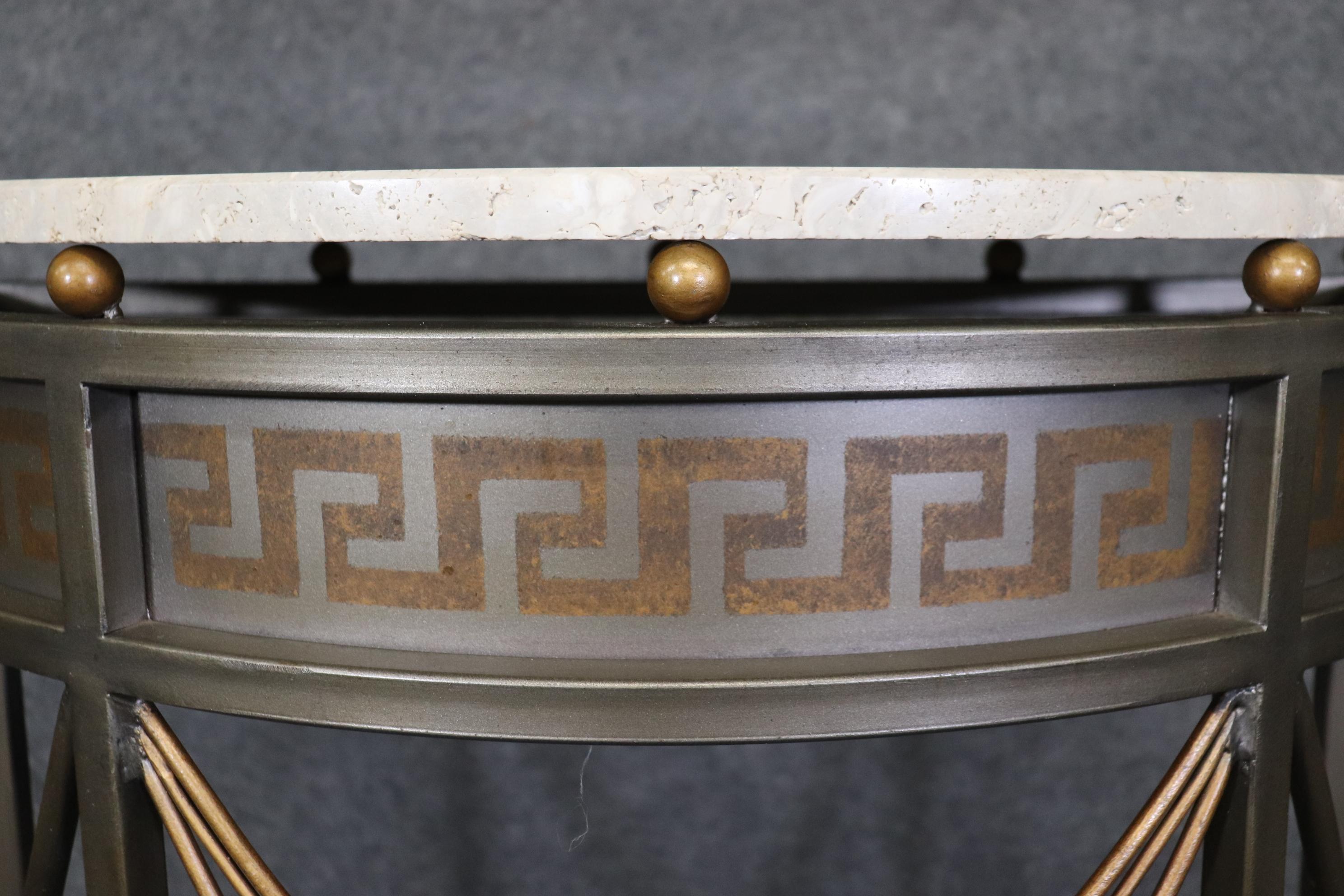 Einzigartiger Greek Key John Vesey Stil Marmorplatte Stahl Demilune Konsolentisch  (Metall) im Angebot