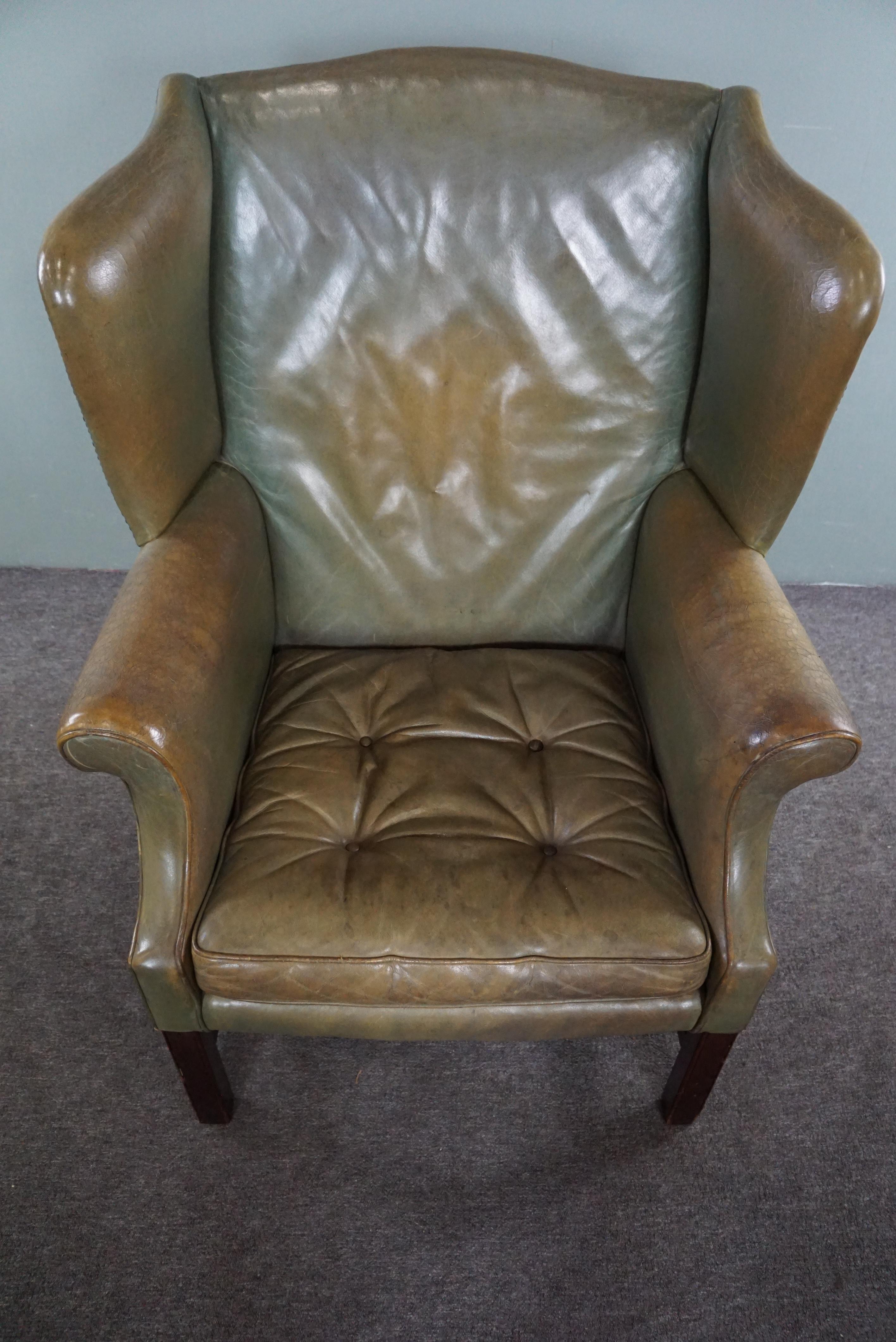 Cowhide Unique green cowhide leather wing chair For Sale