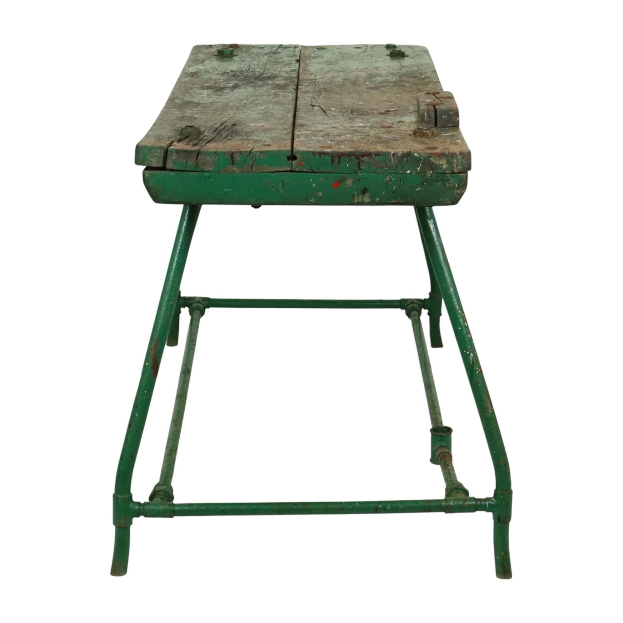 Unico banco da lavoro industriale Greene & Greene Tavolo da lavoro Wood Metal 160cm in vendita 7