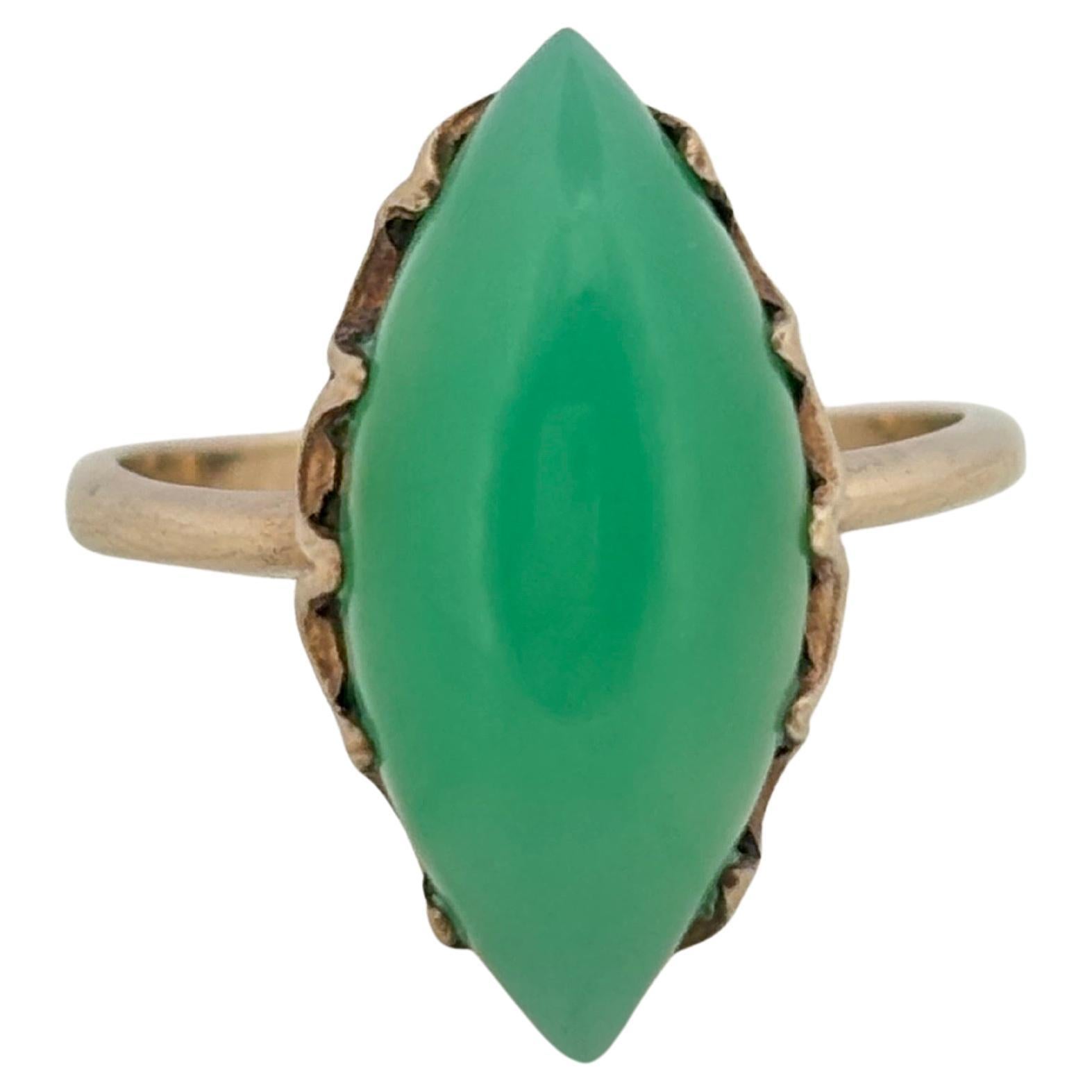 Unique Green Onyx 10K Yellow Gold Vintage Ring en vente