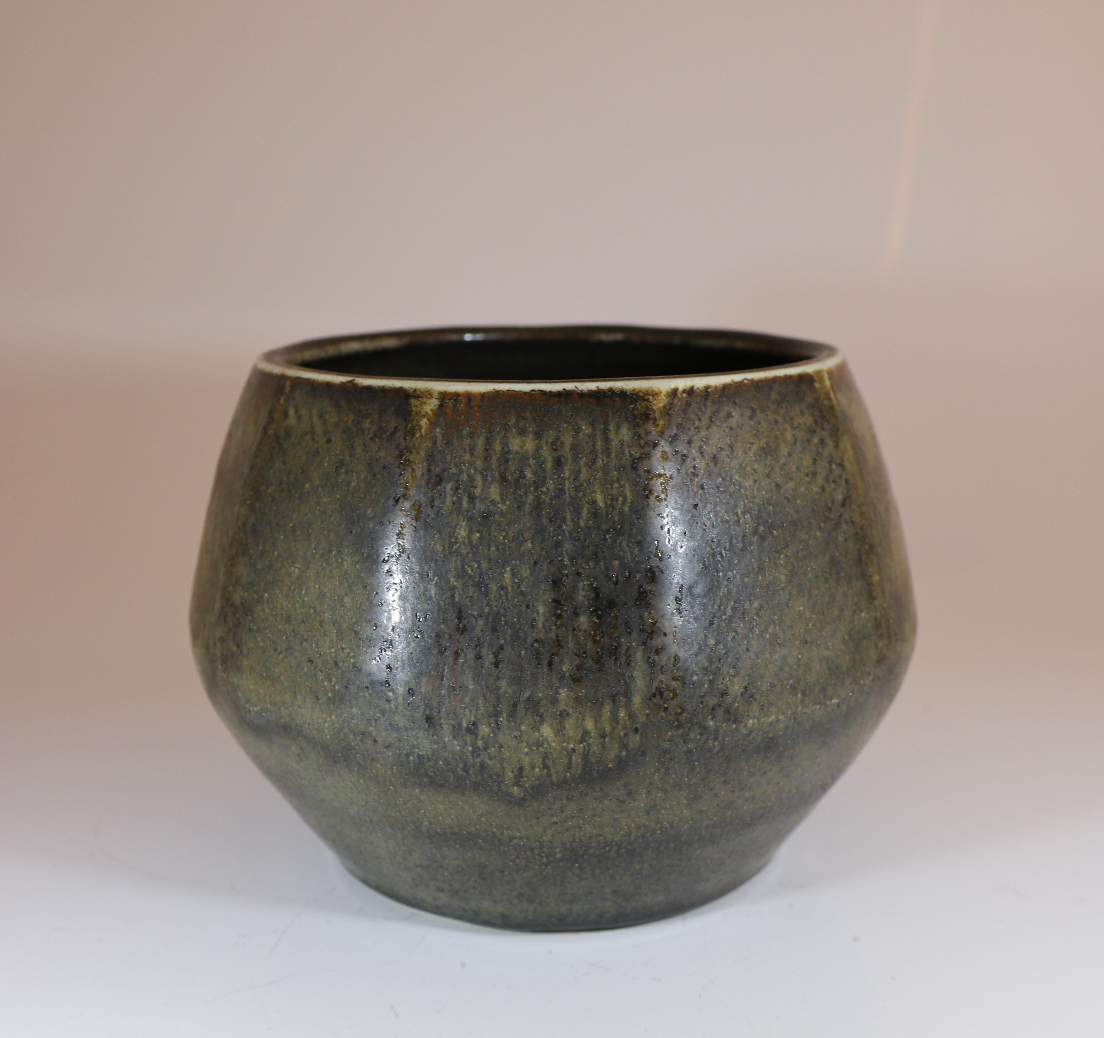 Vaso unico in gres grigio, Carl-Harry Stålhane, Rörstrand, 1961 In condizioni buone in vendita a Stockholm, SE