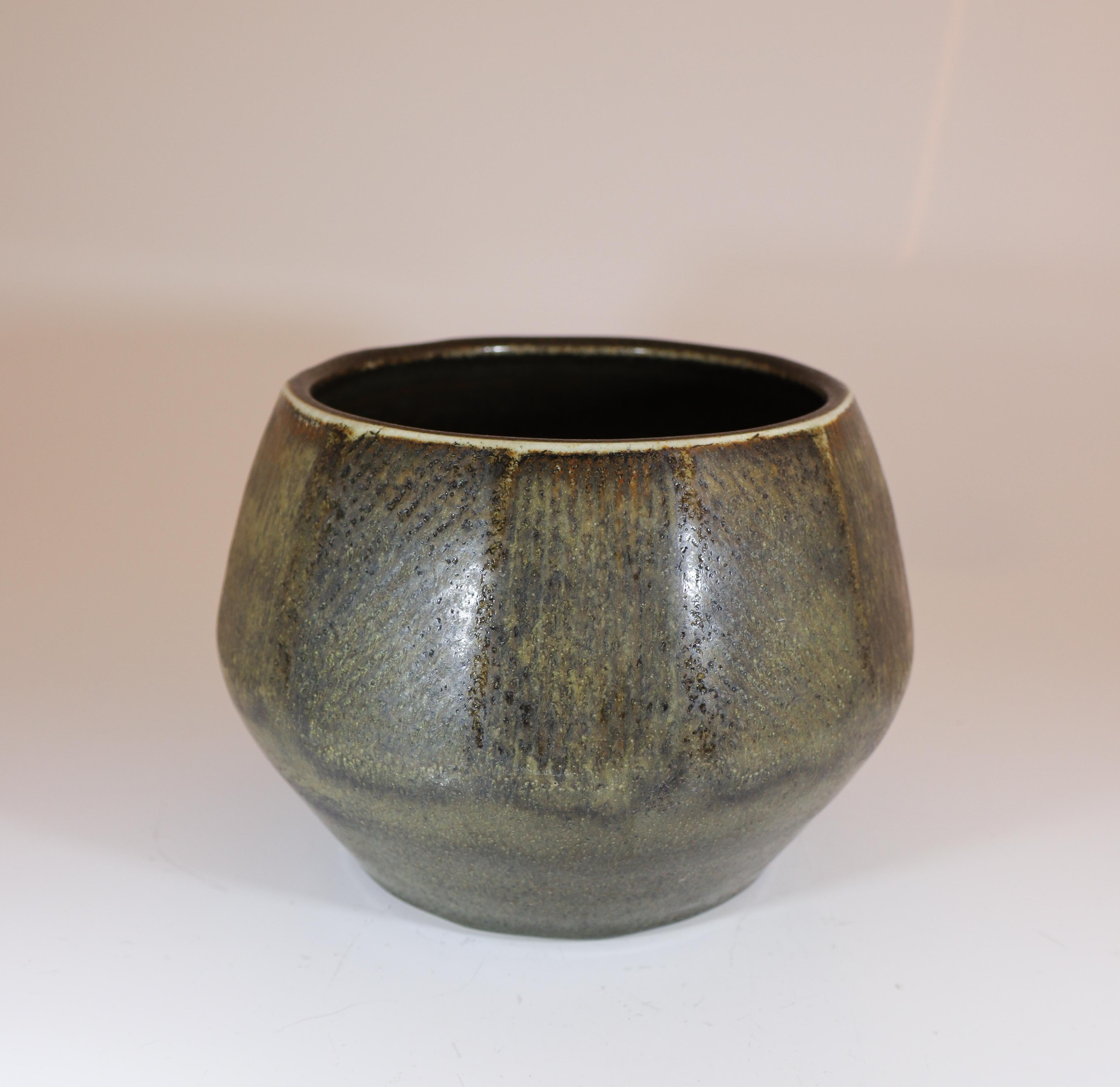 Metà XX secolo Vaso unico in gres grigio, Carl-Harry Stålhane, Rörstrand, 1961 in vendita