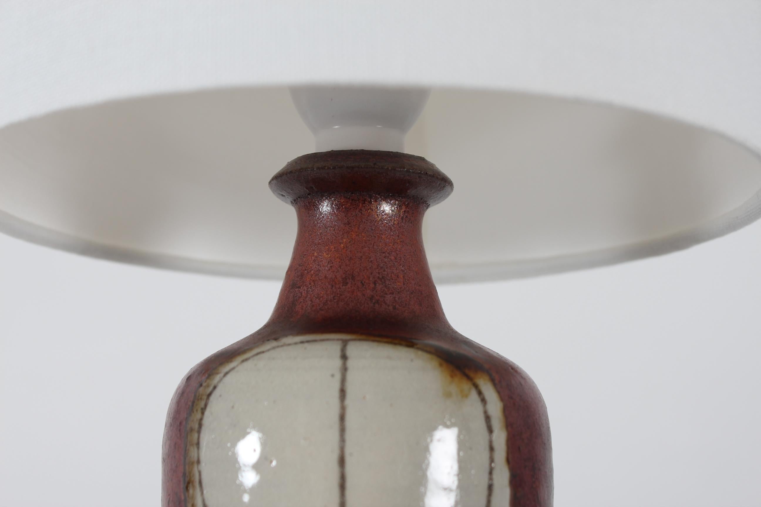 Unique Gunver Bilde Sørensen Sculptural Ceramic Table Lamp New Shade Denmark 70s en vente 1