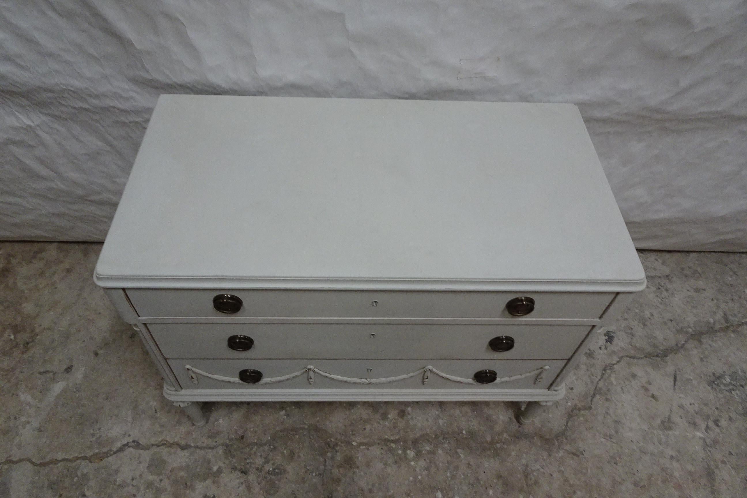 Swedish Unique Gustavian Style 3 Drawer Chest Of Drawers For Sale