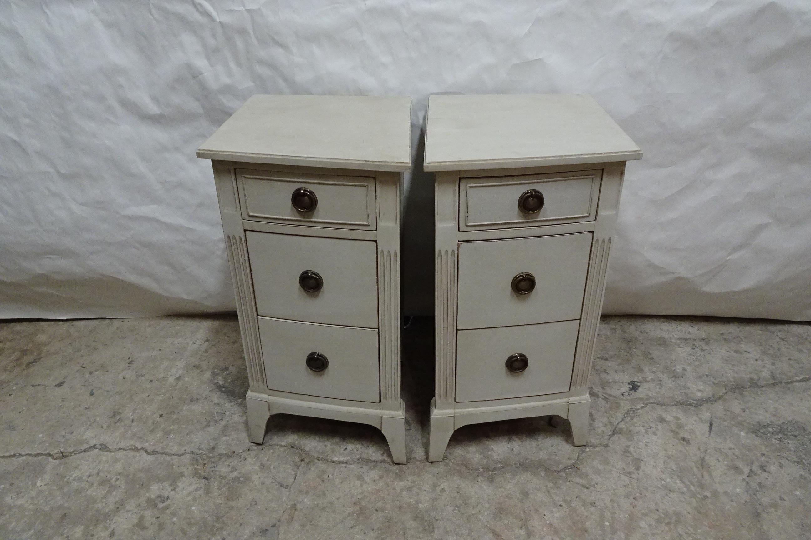 This is a unique set of Gustavian Style Nightstands. the tops are not square but deeper on the inside and not so deep on the outside of the top. inside of the top is 19 deep and outside is 15.5 deep its like they where made to go along side of a bed!