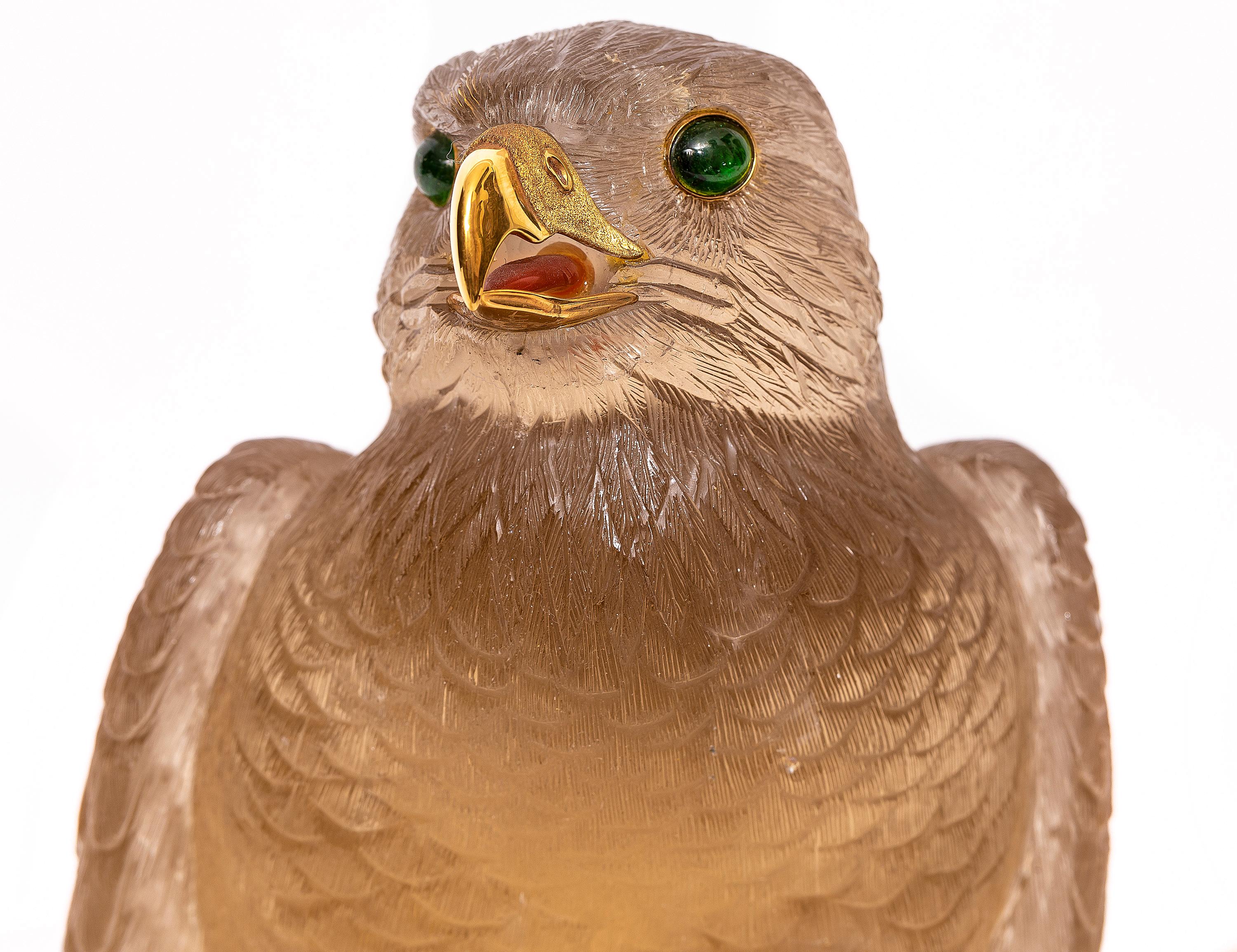Sculpture unique de Falcon en citrine sculptée à la main avec bec et serres en or, signée Zadora en vente 3