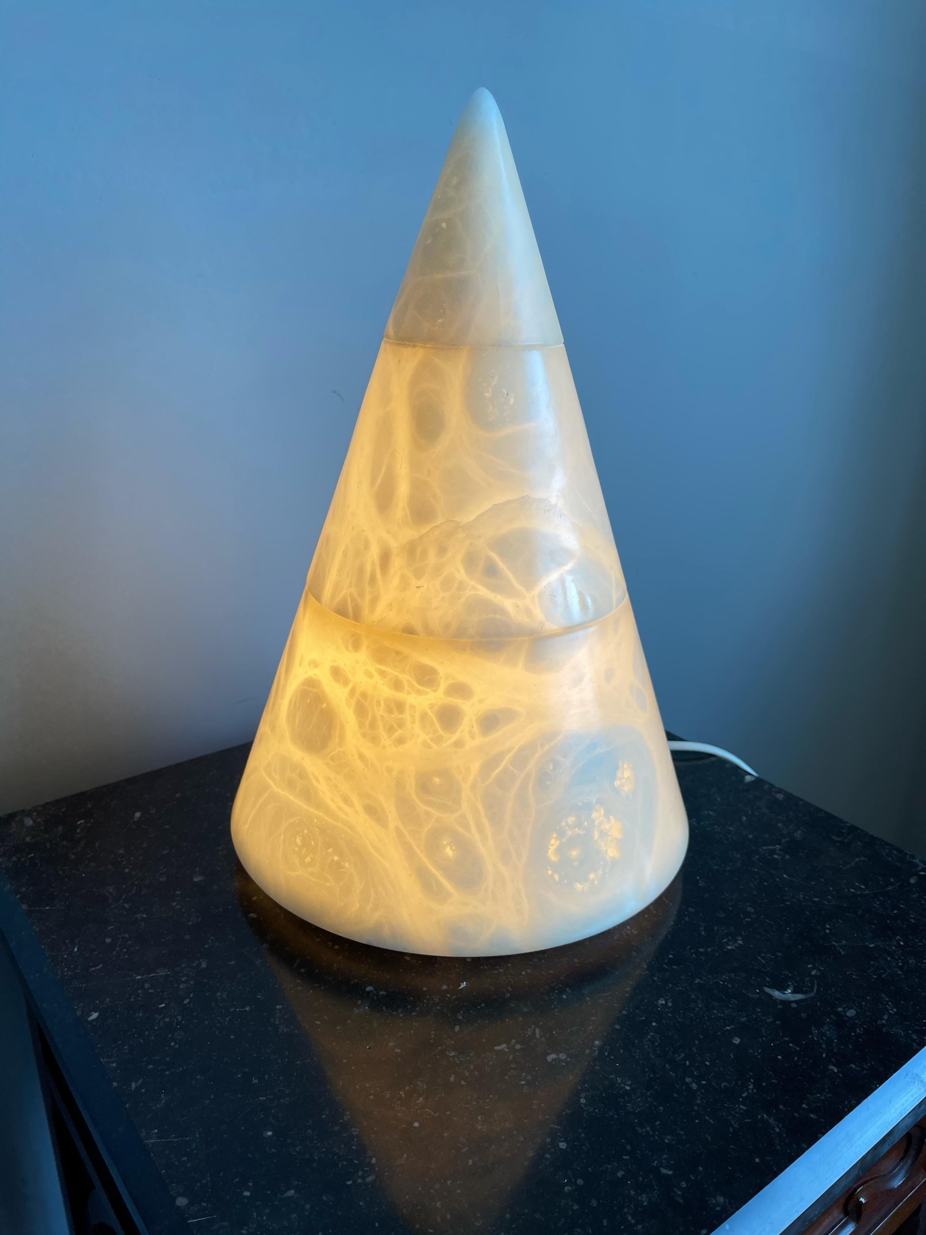 Unique Alabaster Conical Shape Table Lamp / Floor Lamp Light Fixture For Sale 7