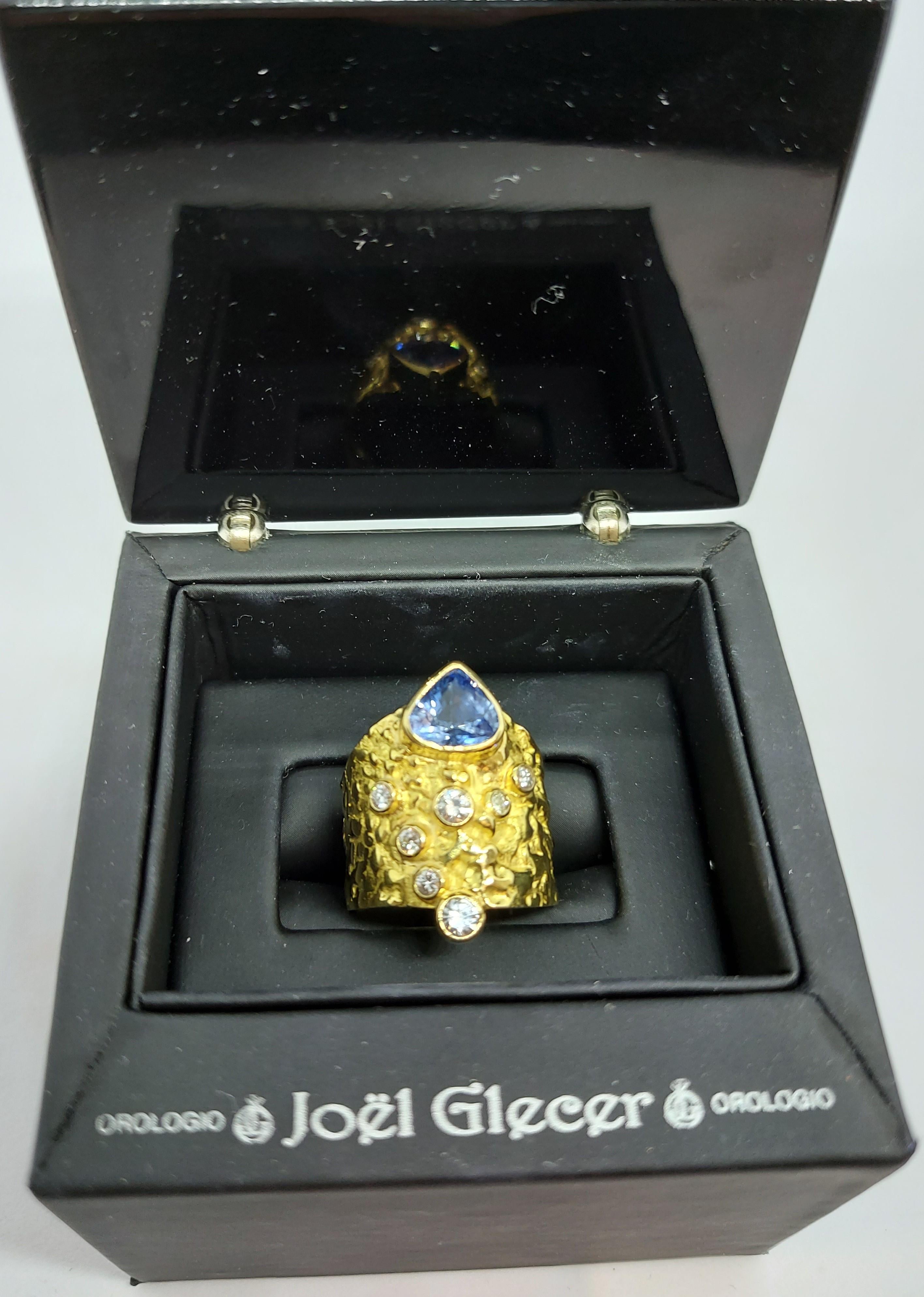 18kt Yellow Gold Ring Unique Handcrafted J.P. De Saedeleer Sapphire & Diamonds For Sale 1
