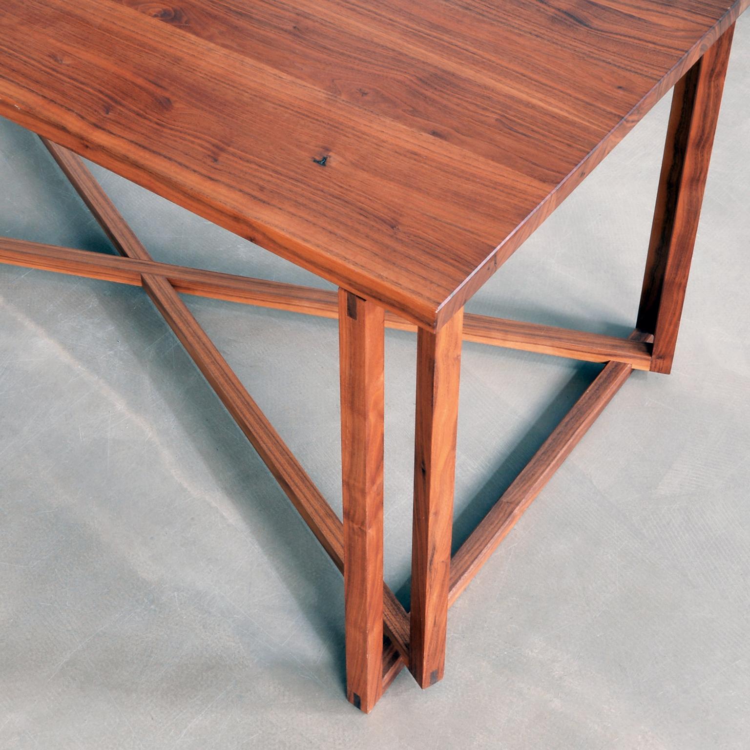 Contemporary Unique Hand Crafted Table in Solid Walnut Wood by Laura Maasry, Berlin, 2020 For Sale