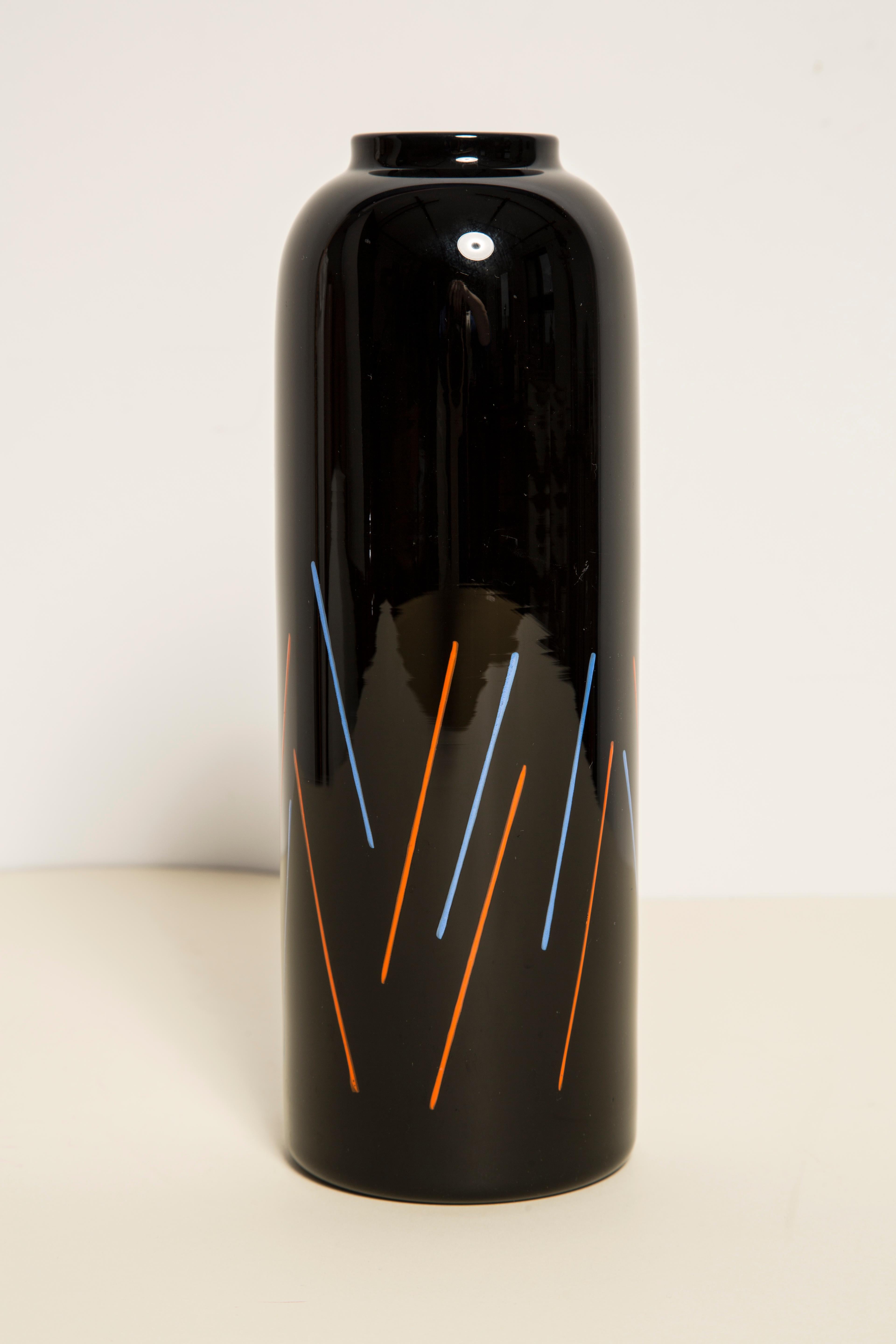 Unique Hand Painted Black and Blue Red Vase, 20th Century, Europe, 2000s For Sale 3