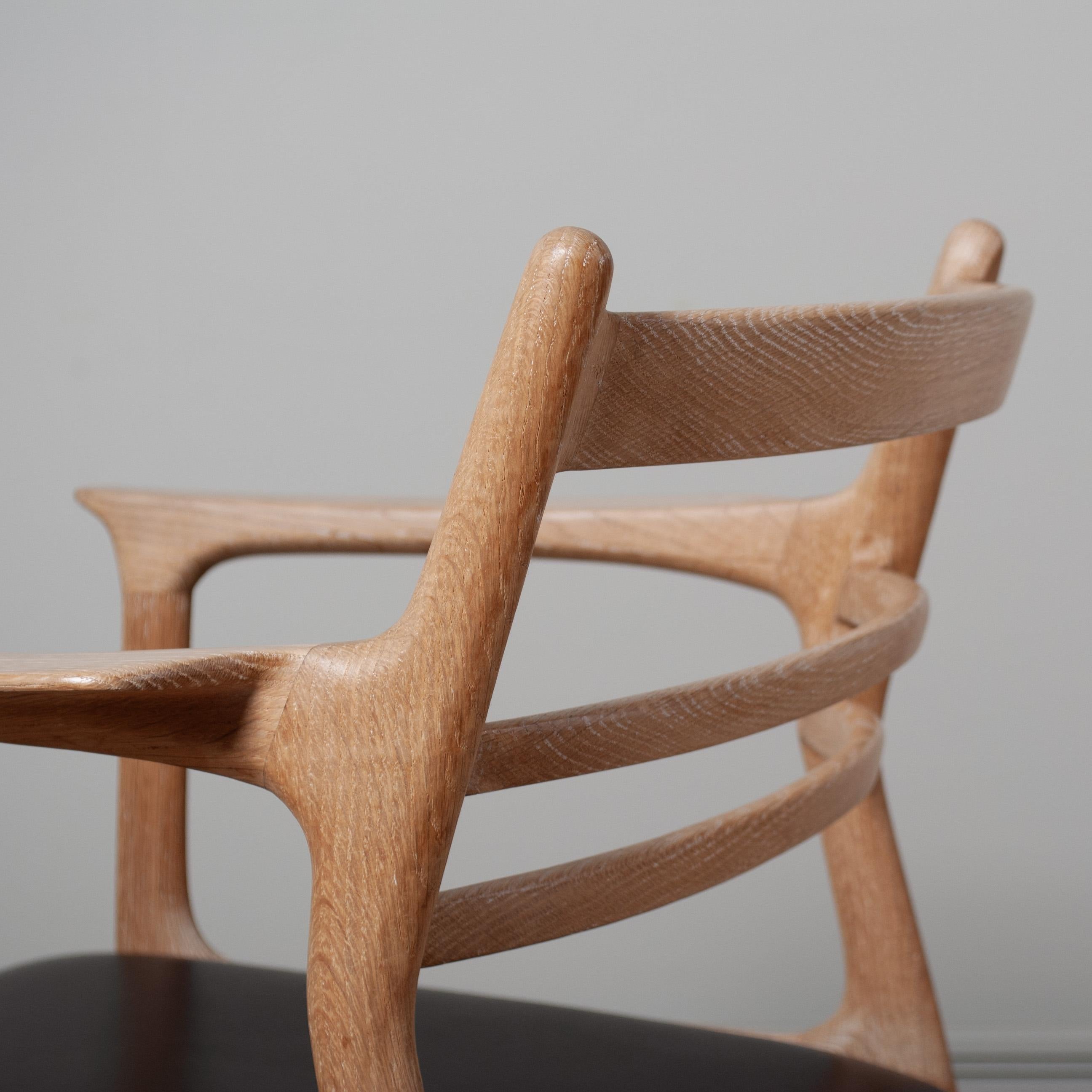 Handcrafted Scandinavian Oak & Leather Chair 3