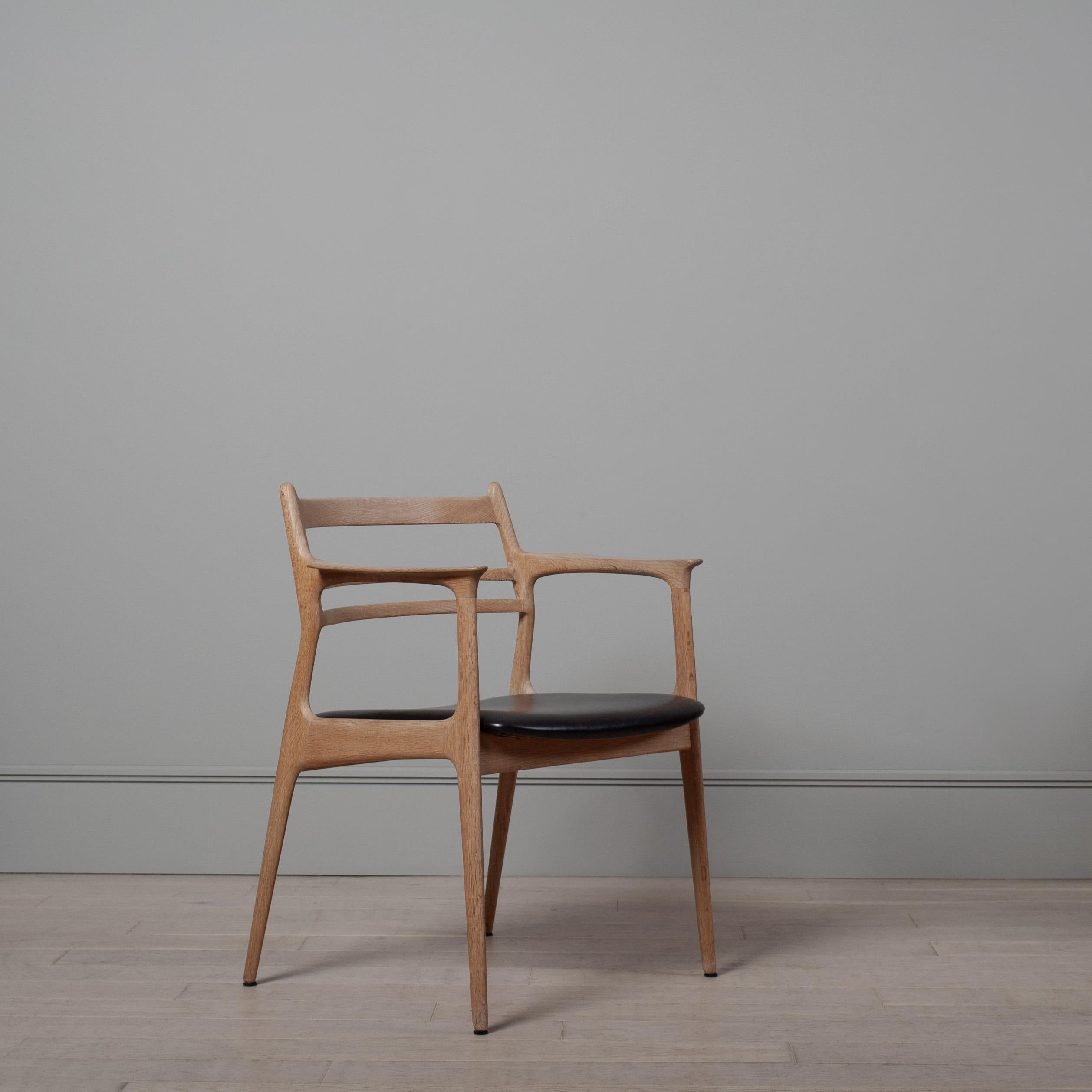 Scandinavian Modern Handcrafted Scandinavian Oak & Leather Chair