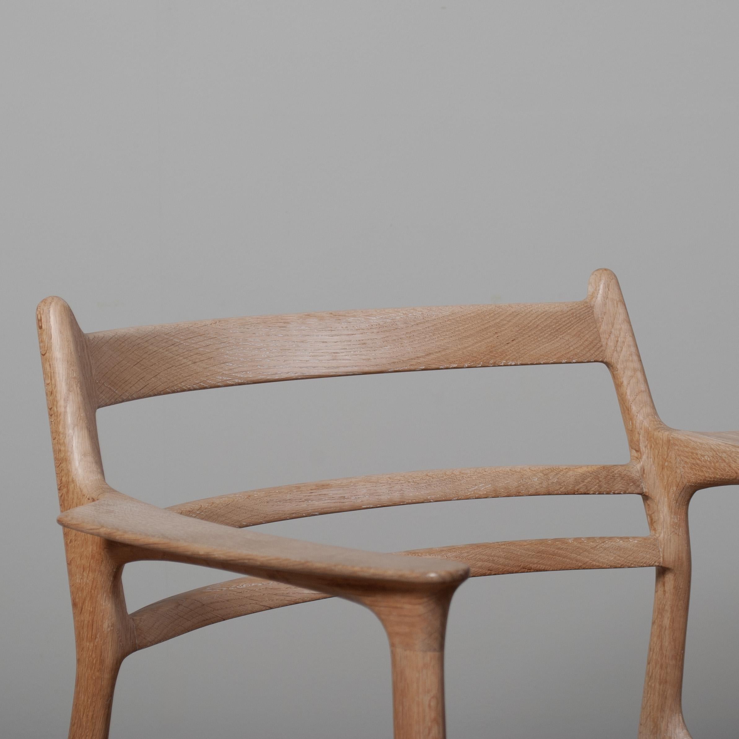 Handcrafted Scandinavian Oak & Leather Chair In Good Condition In London, GB