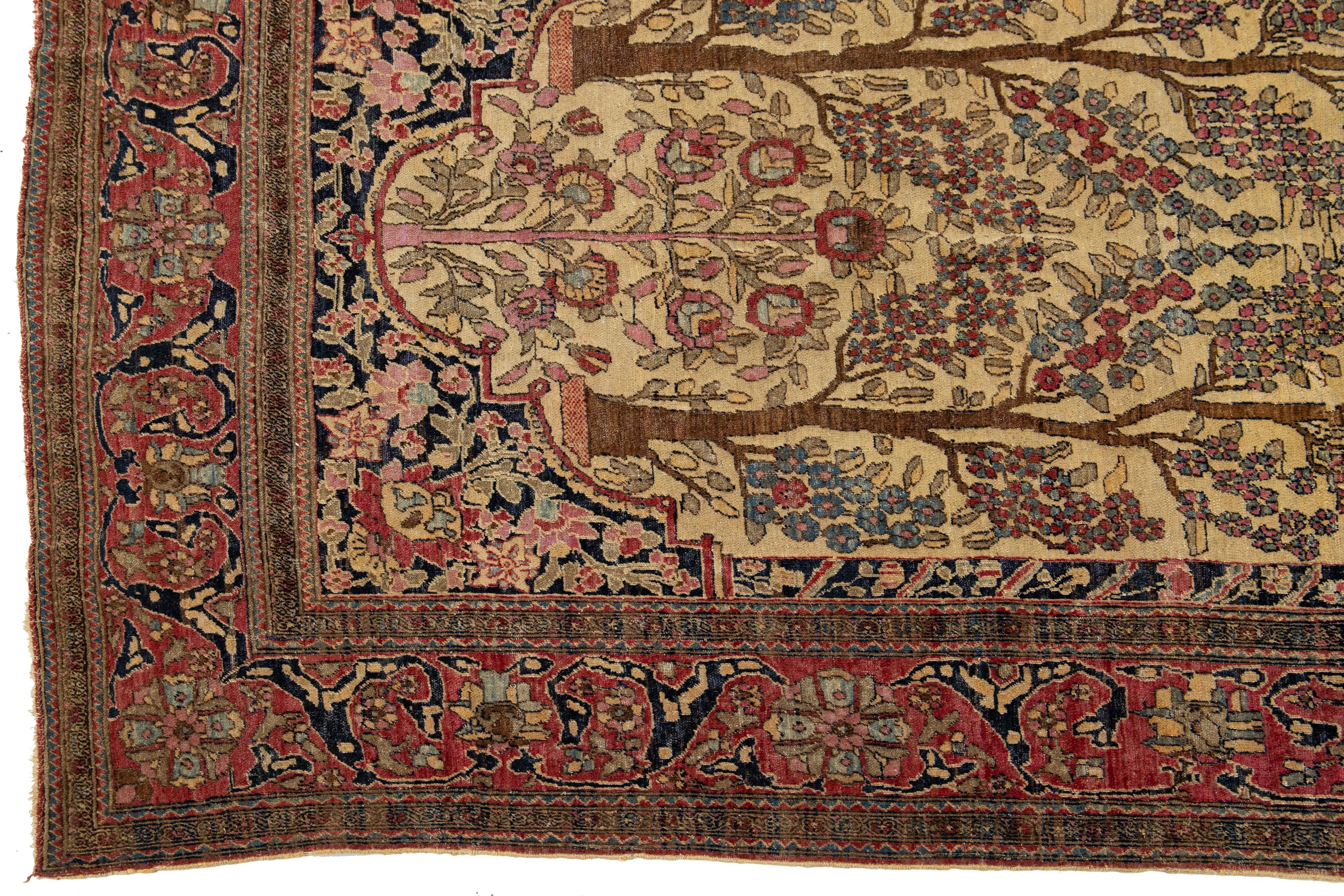 Einzigartiger handgefertigter antiker persischer Isfahan-Wollteppich in Hellbraun mit Allover-Design (20. Jahrhundert) im Angebot