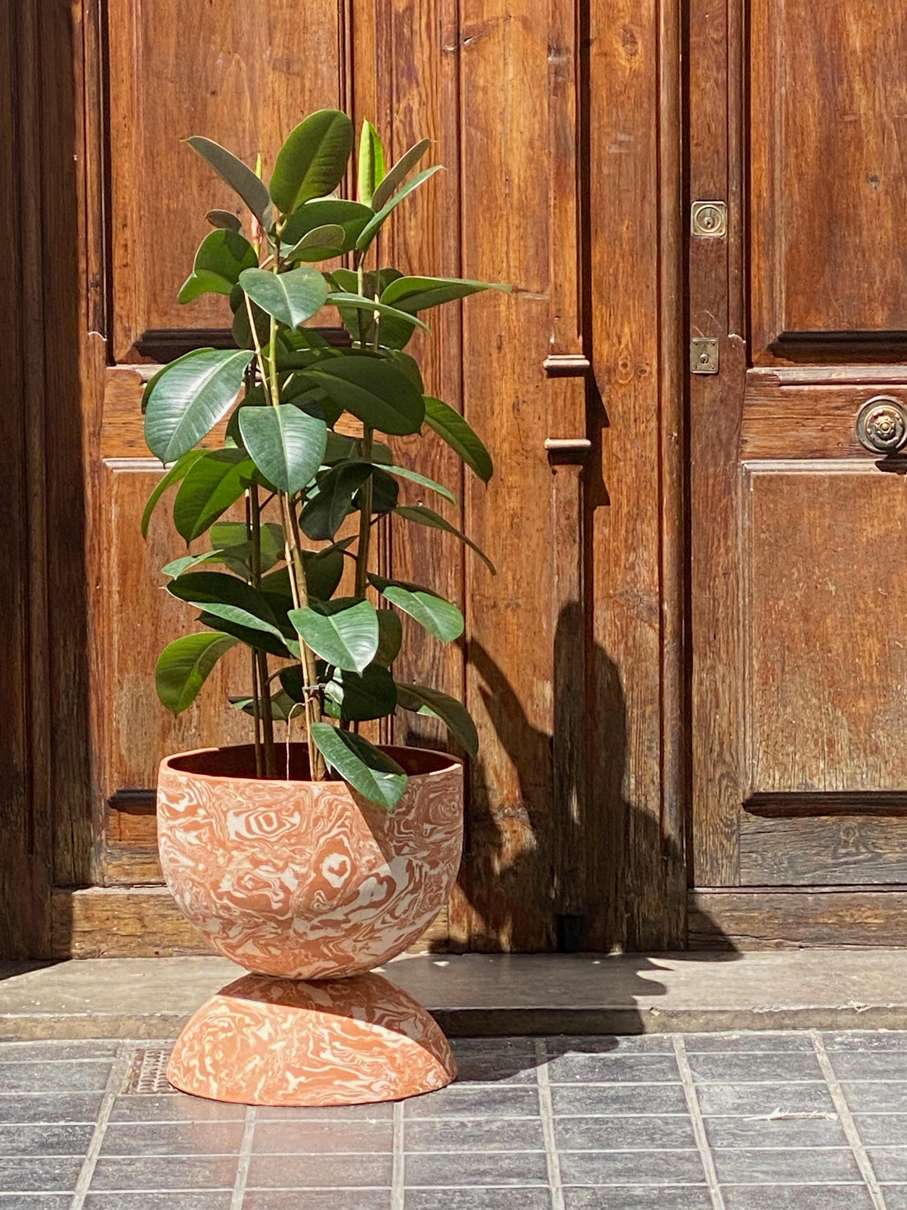 Modern Unique handmade Chubby Planter in marbled white and terracotta clay  For Sale