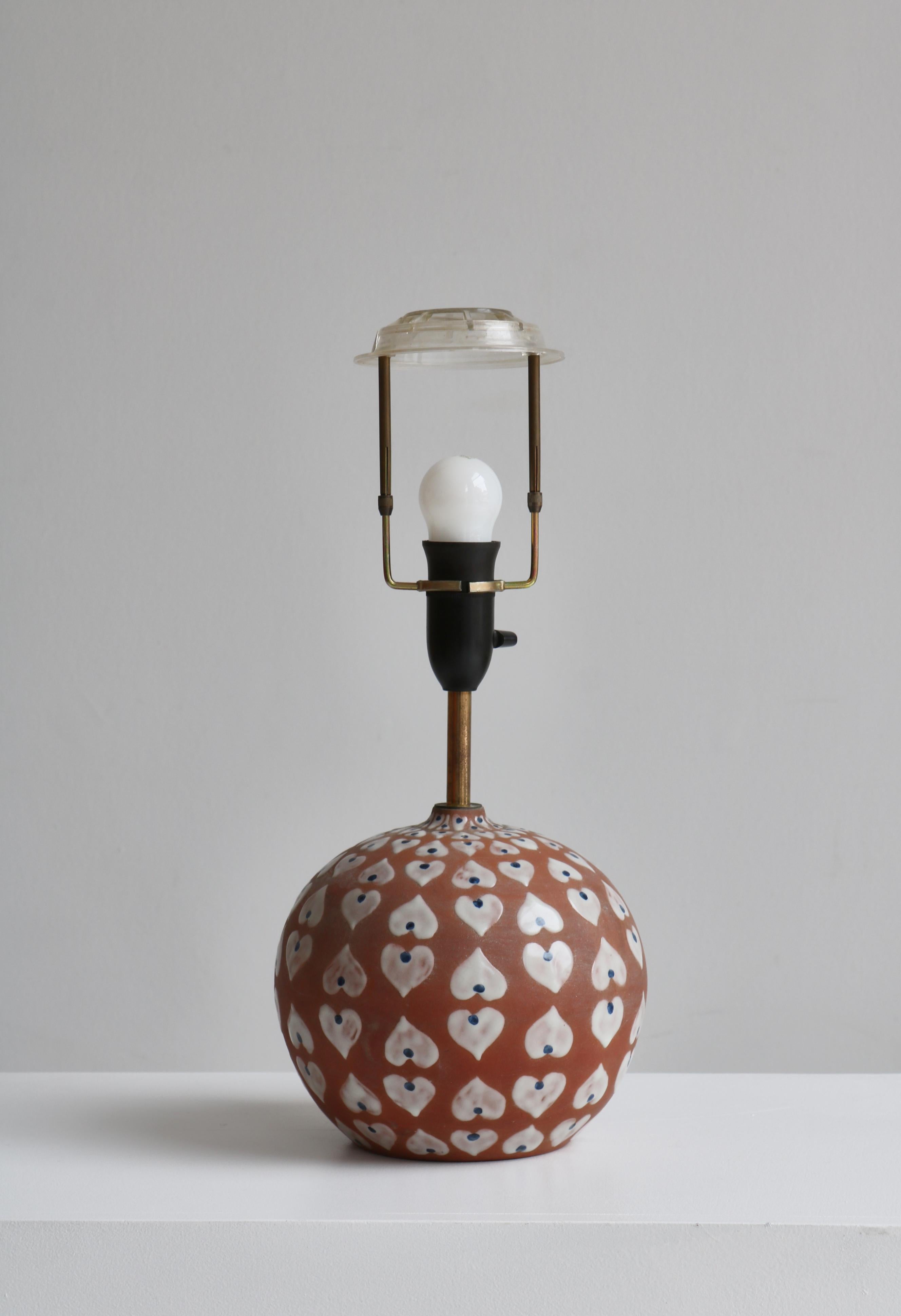 Lampe de table unique en faïence faite à la main par Joska, Danemark, années 1940 en vente 2