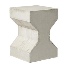 unique handmade grey concrete stool 21th century design by Les Usagers 30 cm