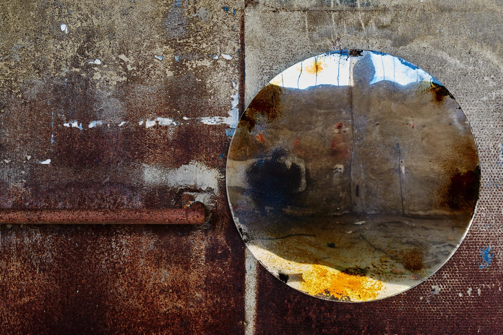Miroir Grisaille Alice unique fait à la main en vente 1