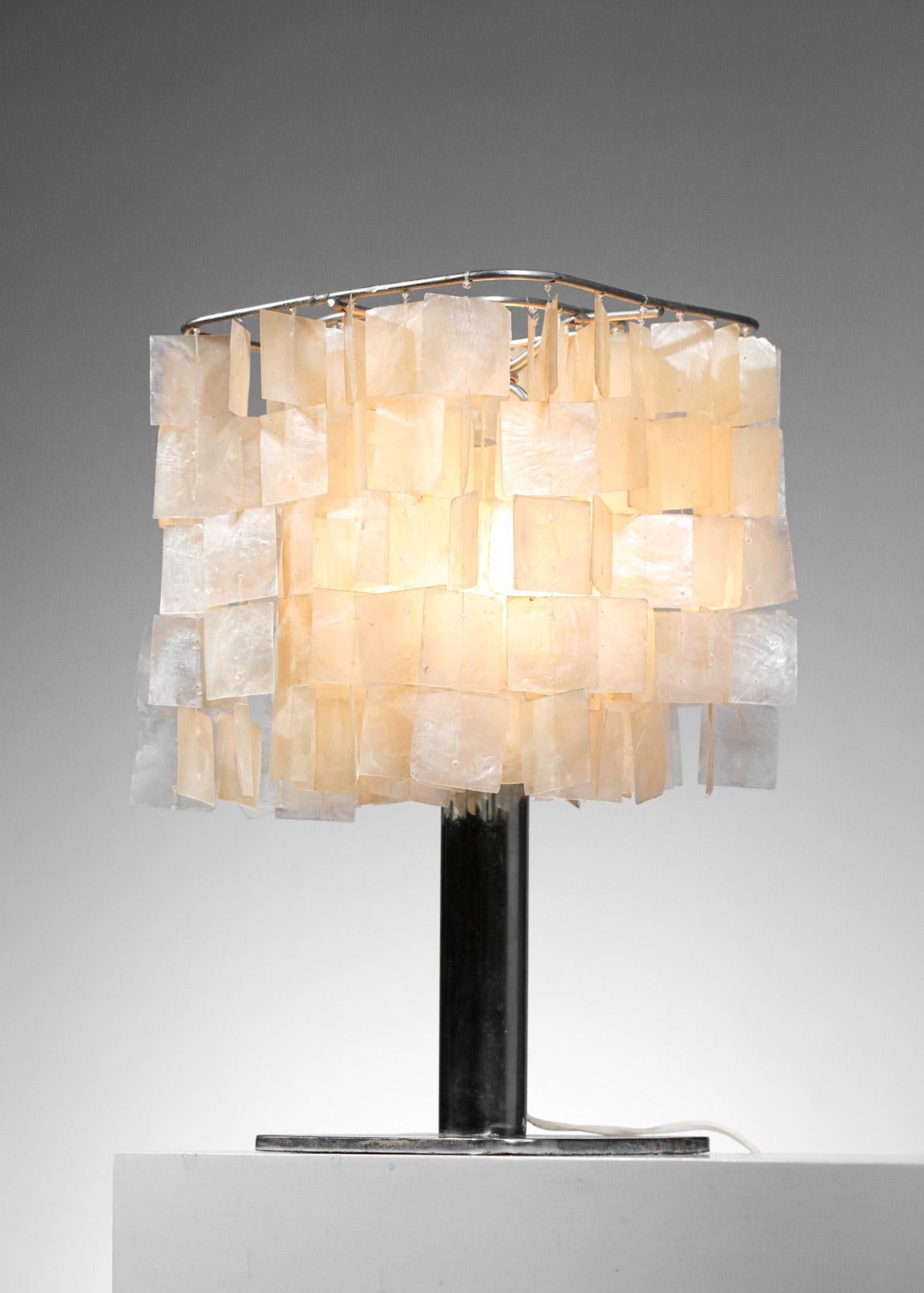 Unique Handmade Table Lamp in Mother of Pearl 70s Style Verner Panton G220 For Sale 3