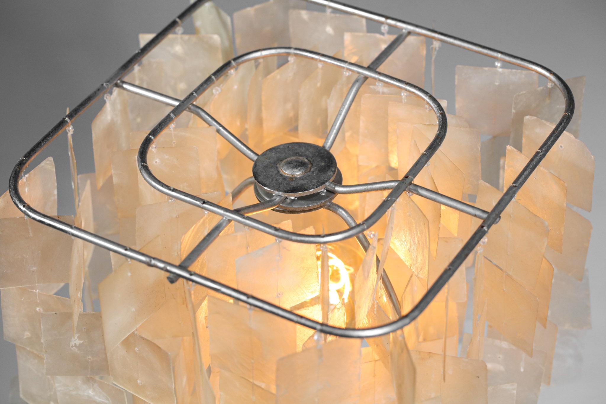 Lampe de table unique faite à la main en nacre style Verner Panton G220, années 70 en vente 8