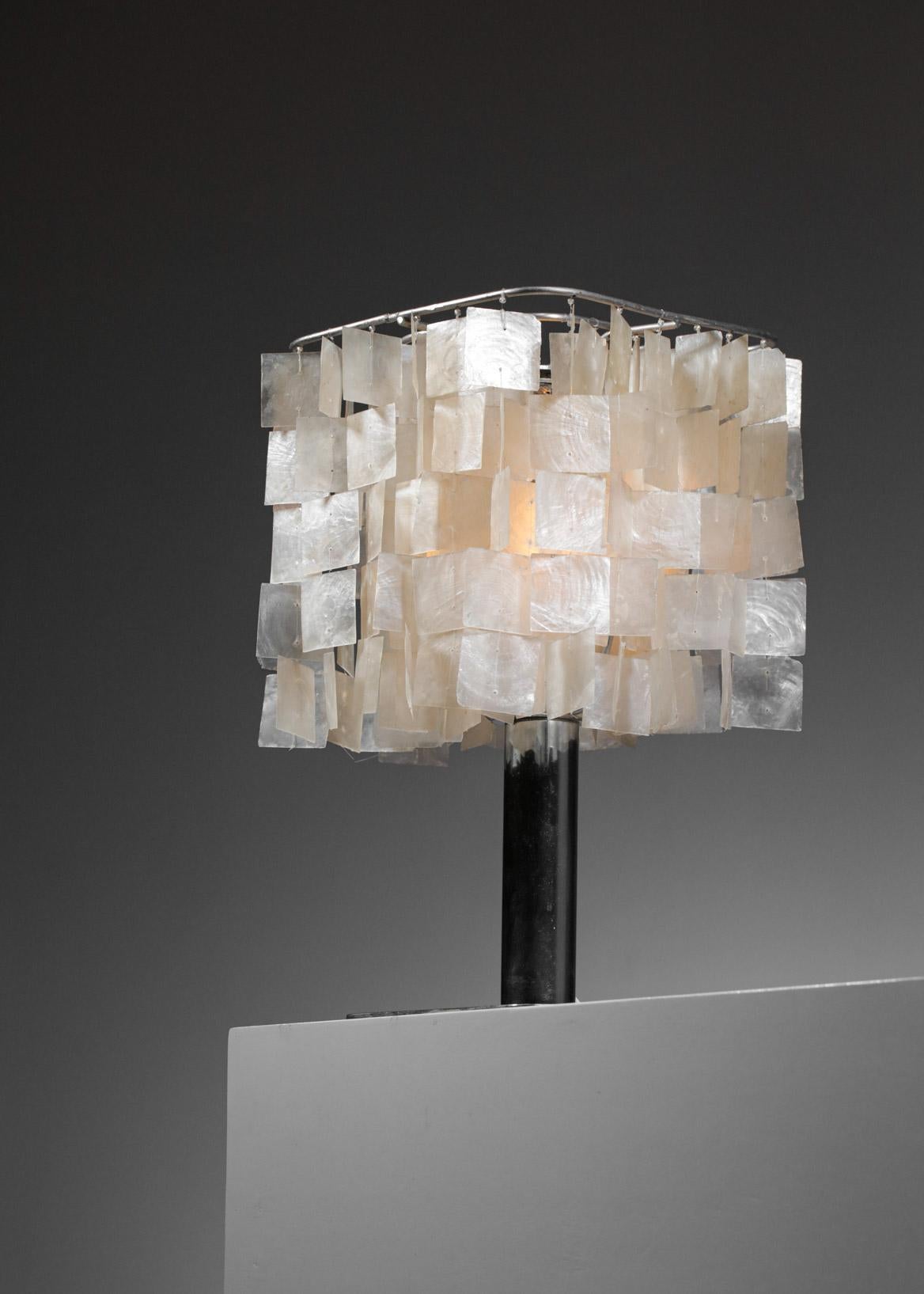 Unique Handmade Table Lamp in Mother of Pearl 70s Style Verner Panton G220 For Sale 1