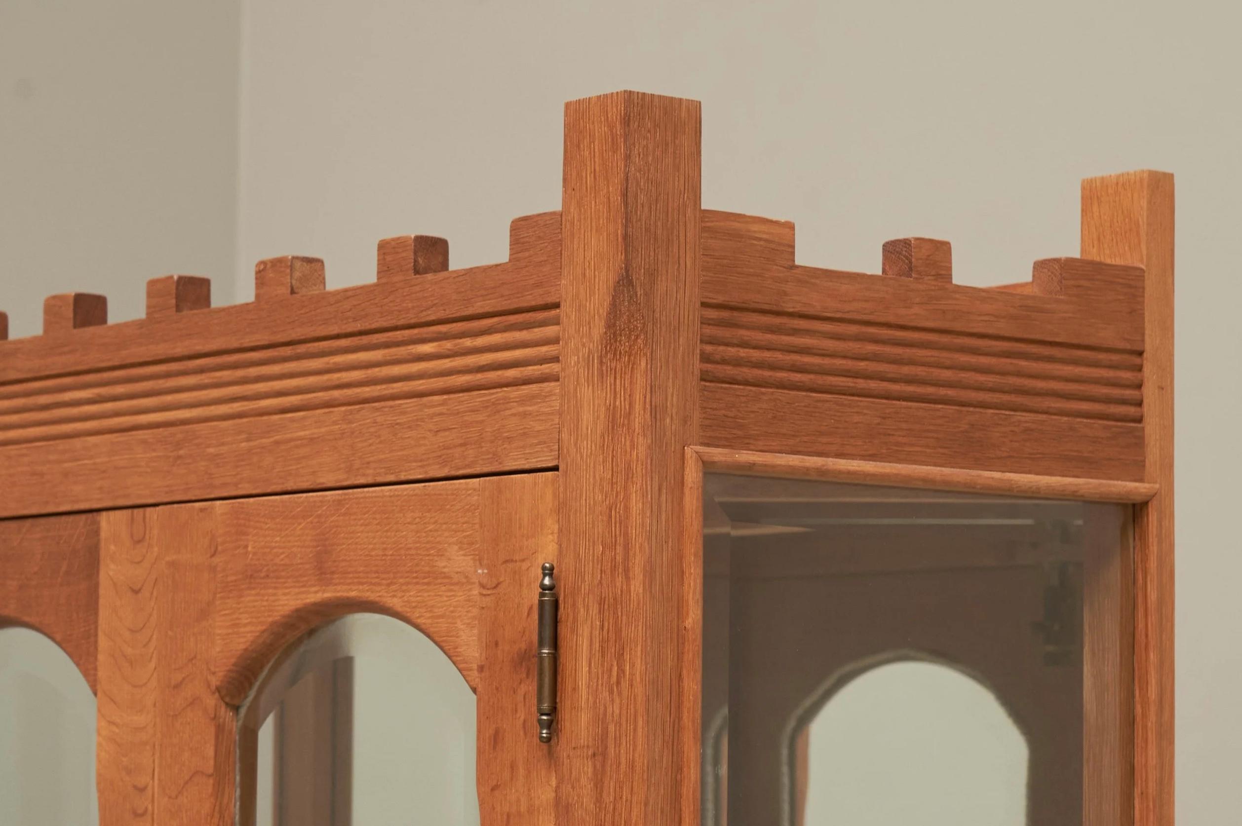 Unique Henning Kjaernulf Style Glazed Display Cabinet in Solid Oak 1970s in vendita 2