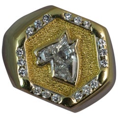 Unique Horse Head Cut Natural Diamond 18 Carat Gold Ring