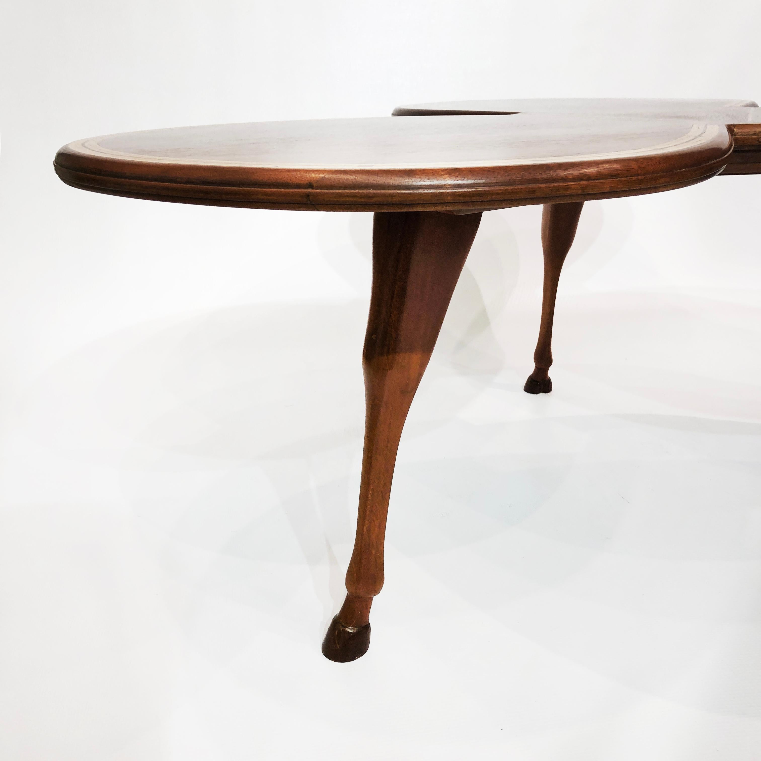 Table basse à trépied unique en forme de sabot de cheval, mi-siècle ancien, années 50, 60, vintage en vente 2