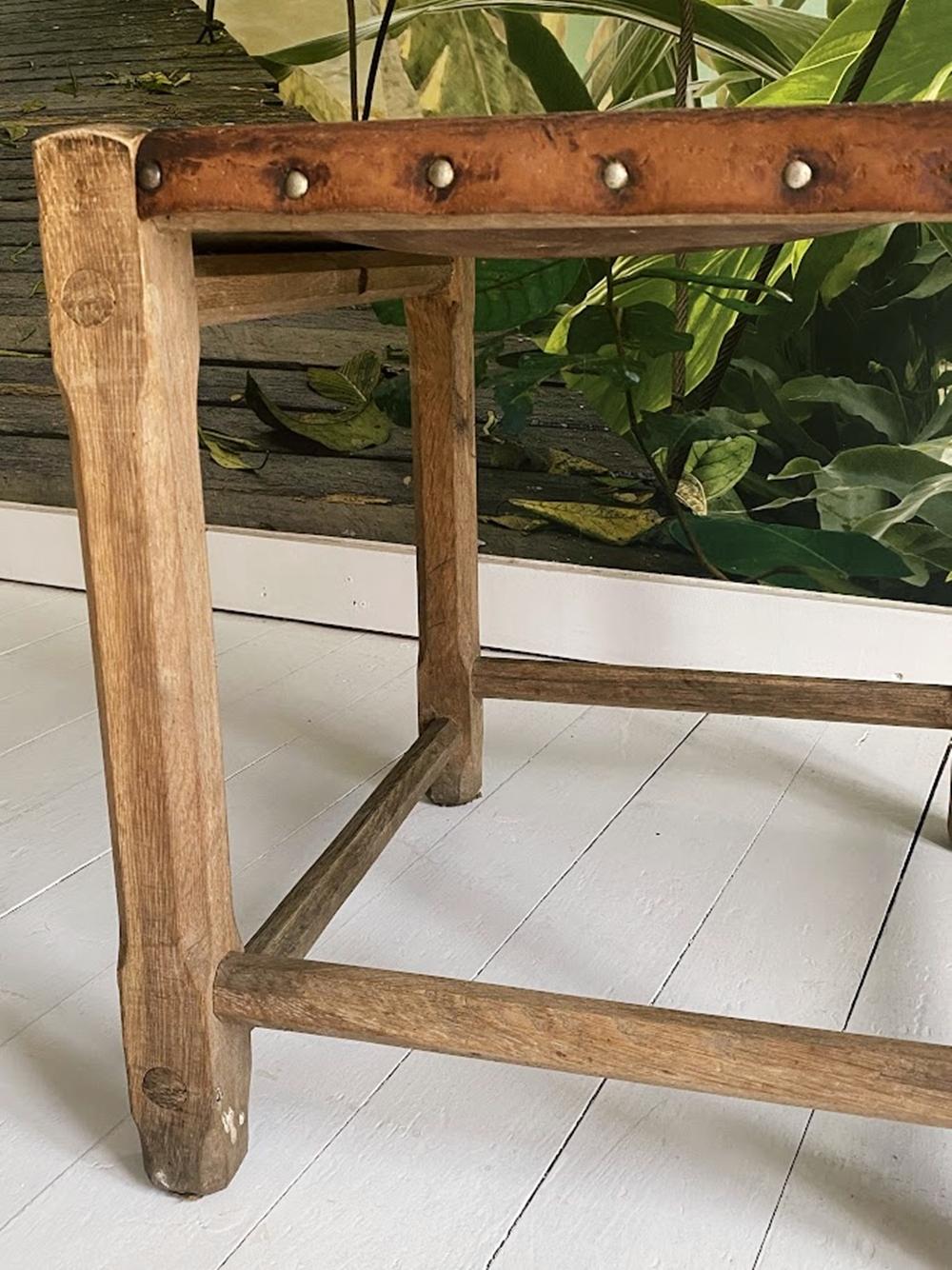 Unique Hungarian Artisanal Oak and Leather Chair For Sale 4