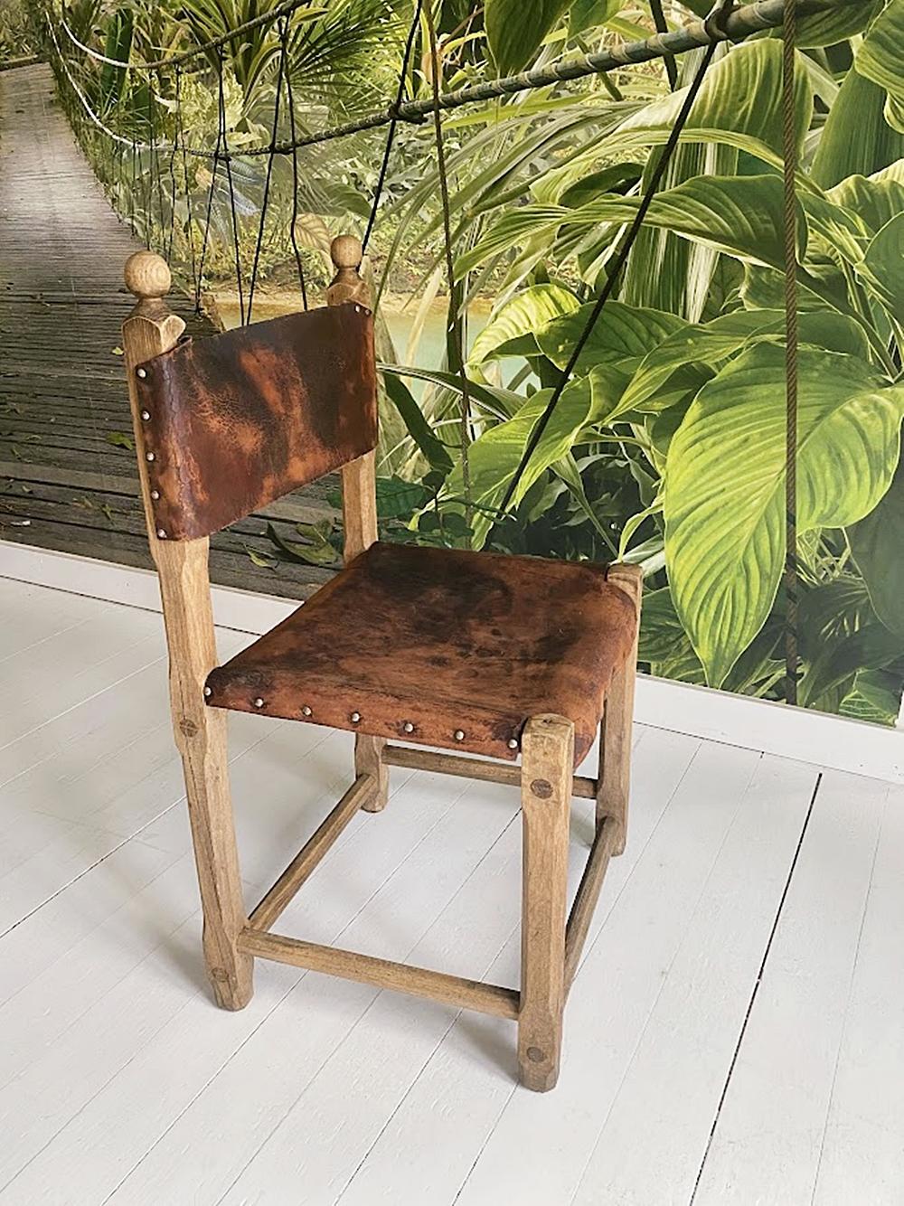 Unique Hungarian Artisanal Oak and Leather Chair For Sale 6