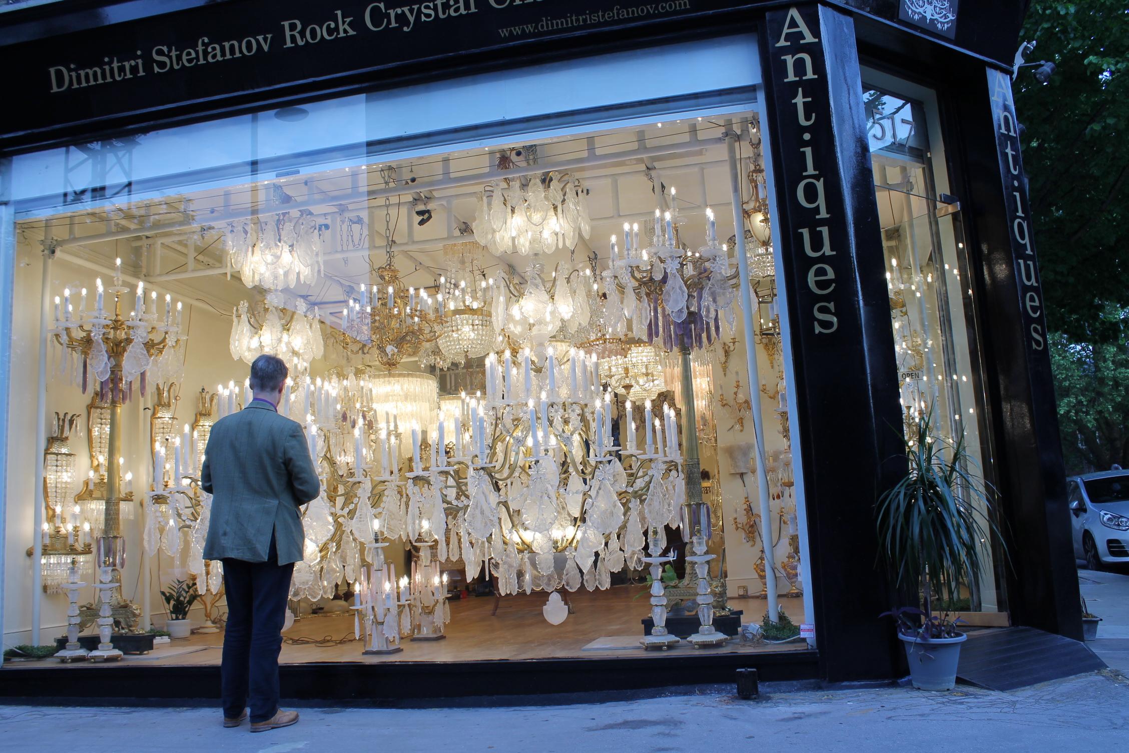 Unique  Important George Hoentschel French Rock Crystal & Gilt Bronze Chandelier For Sale 10