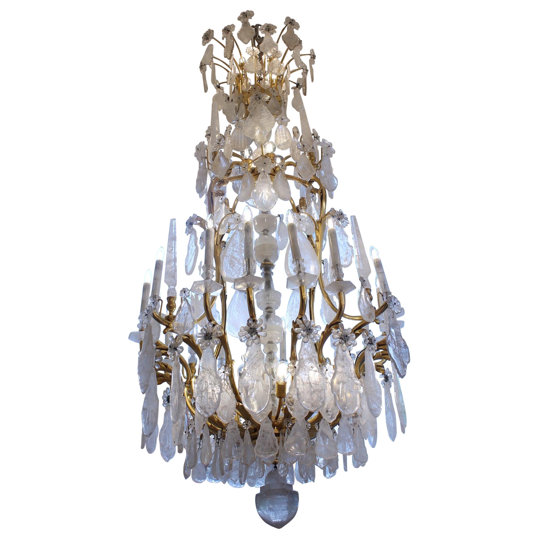 Unico  Importante lampadario francese in cristallo di rocca e bronzo dorato di Georges Hoentschel